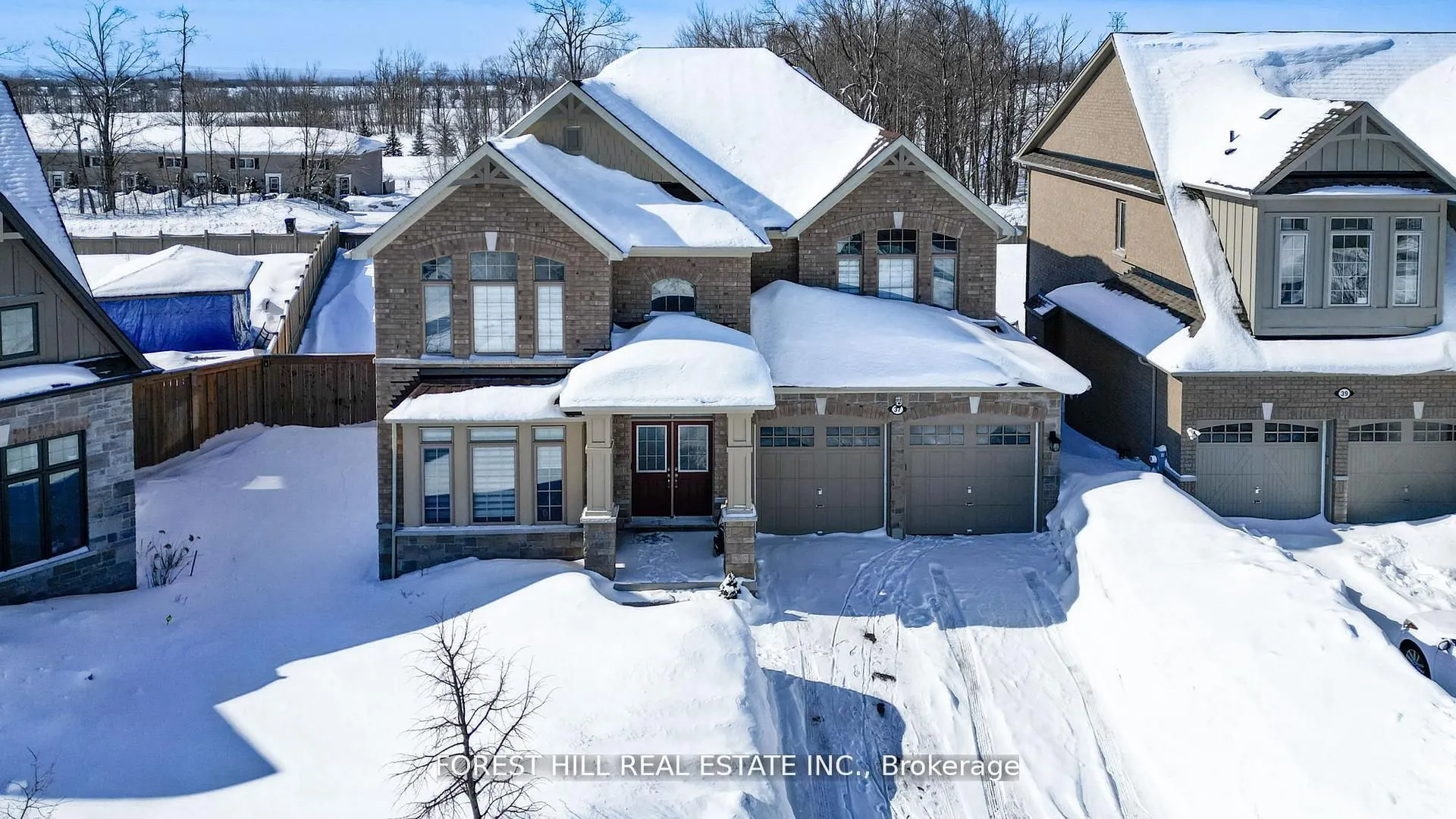 37 Rugman Crescent