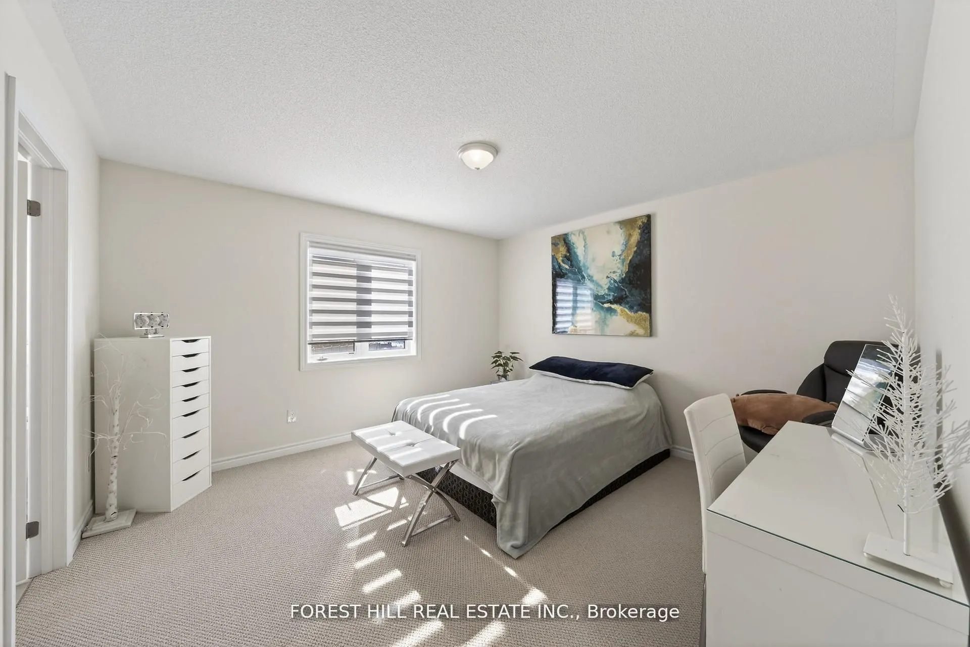 37 Rugman Crescent