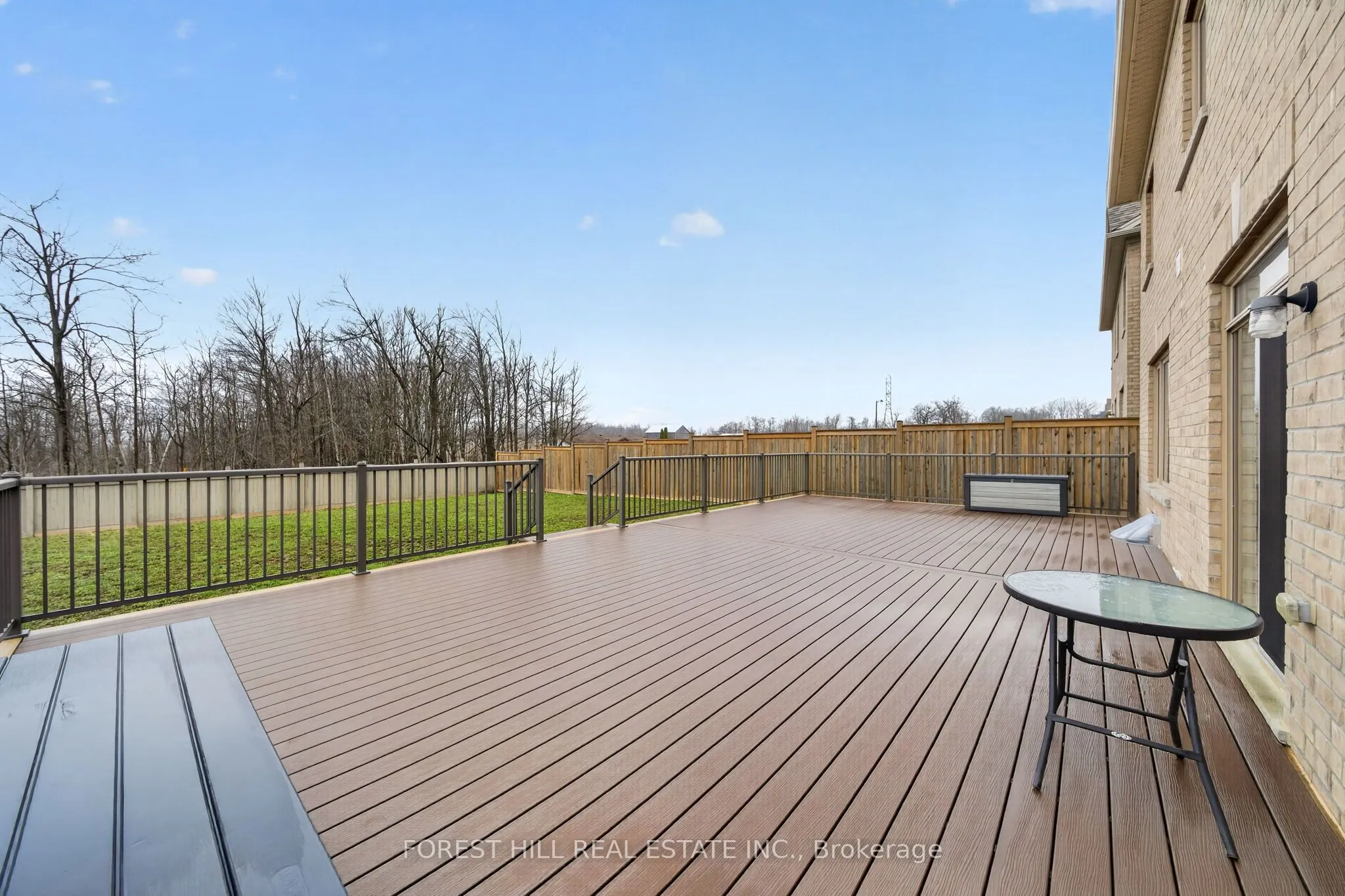 37 Rugman Crescent