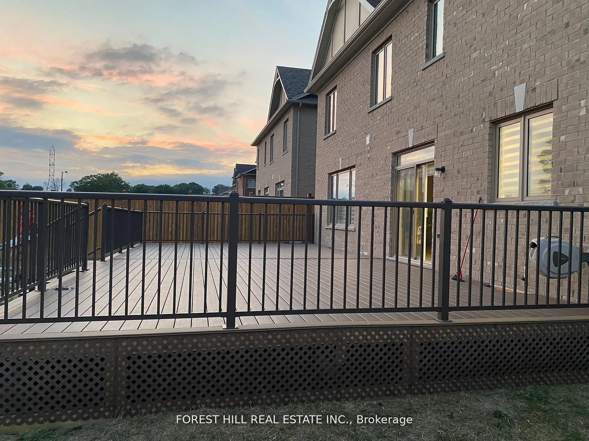 37 Rugman Crescent