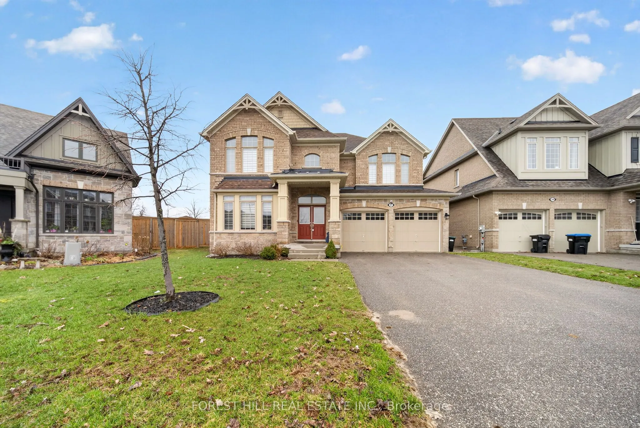 37 Rugman Crescent