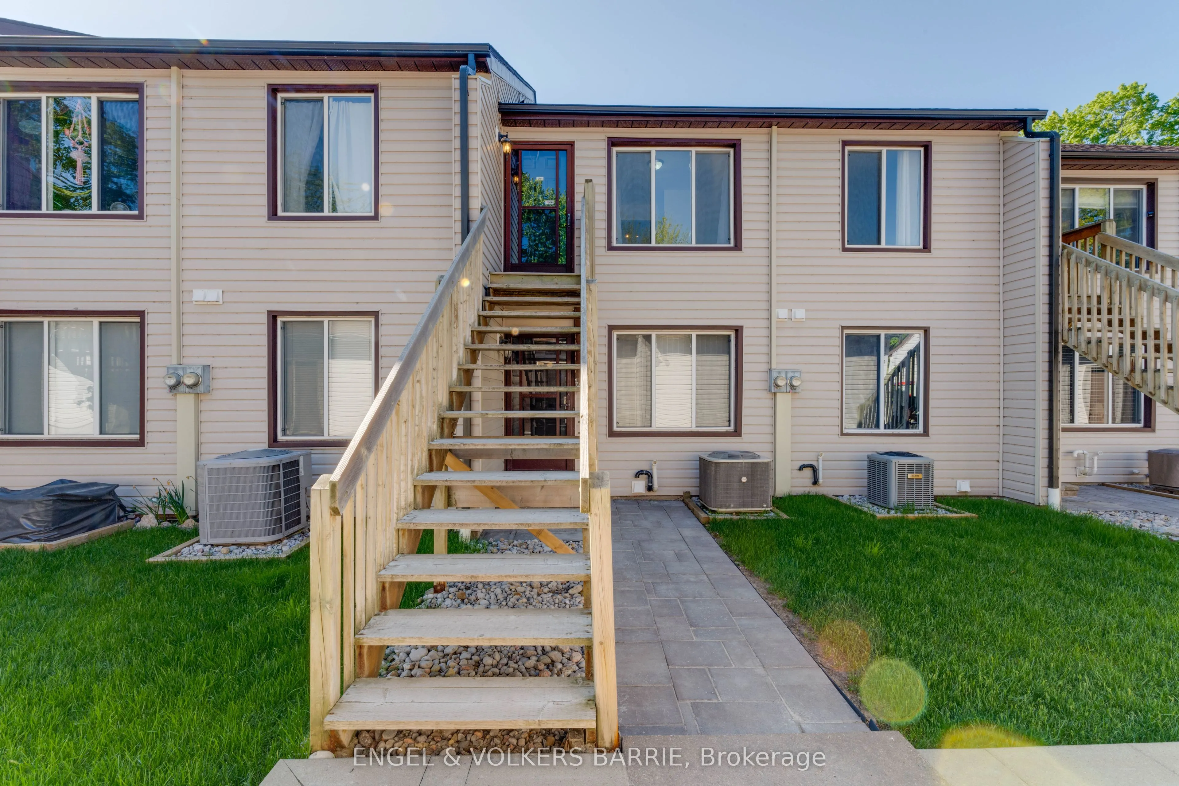 43 Olive Crescent #204