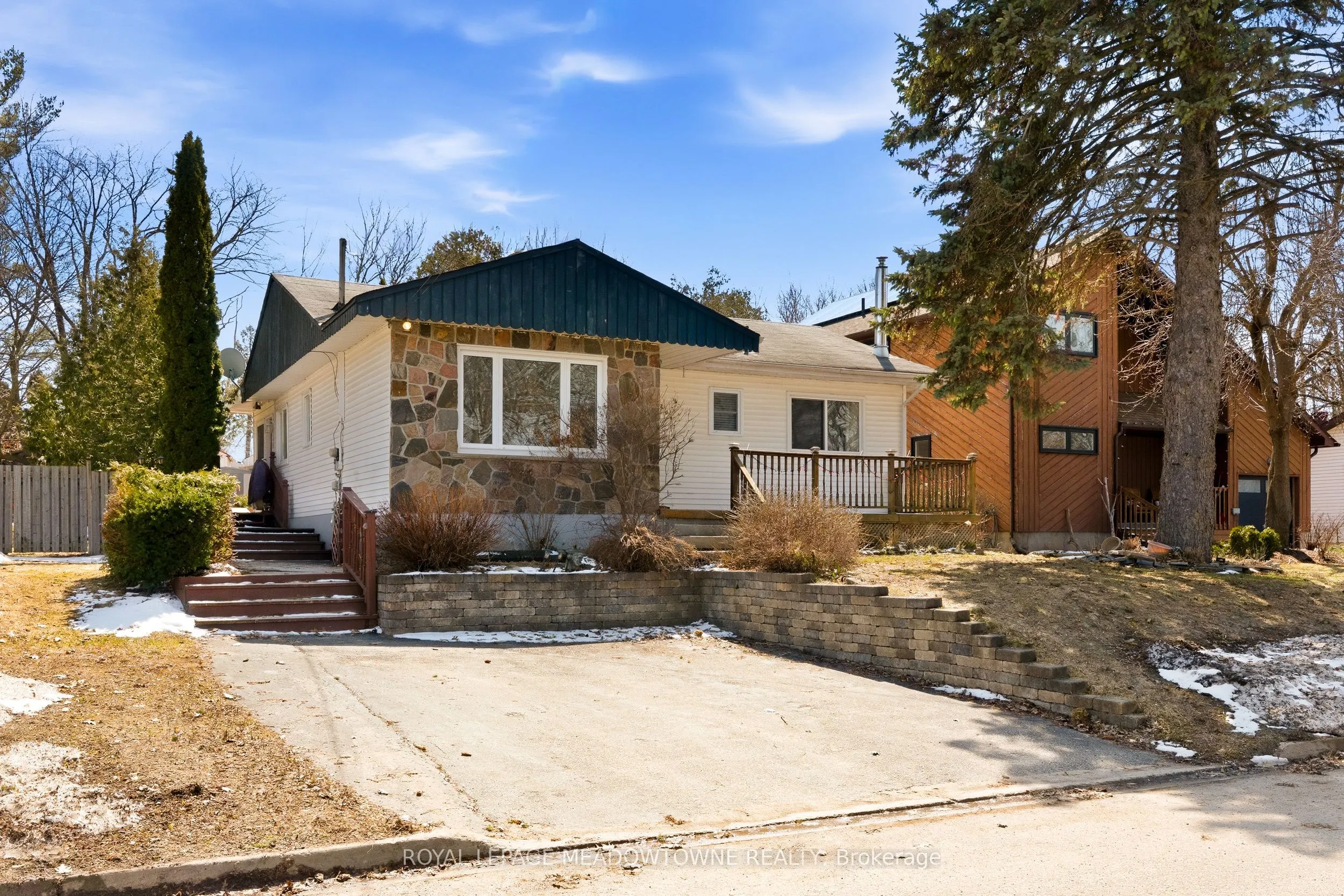 209 Cliff Road