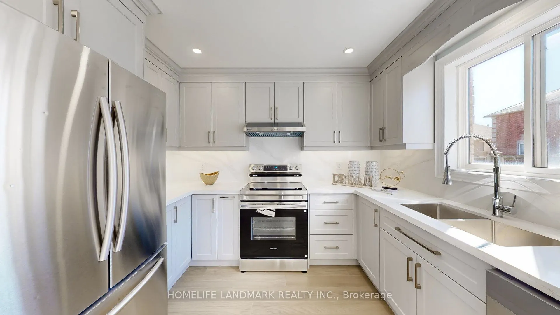 75 Ambler Bay