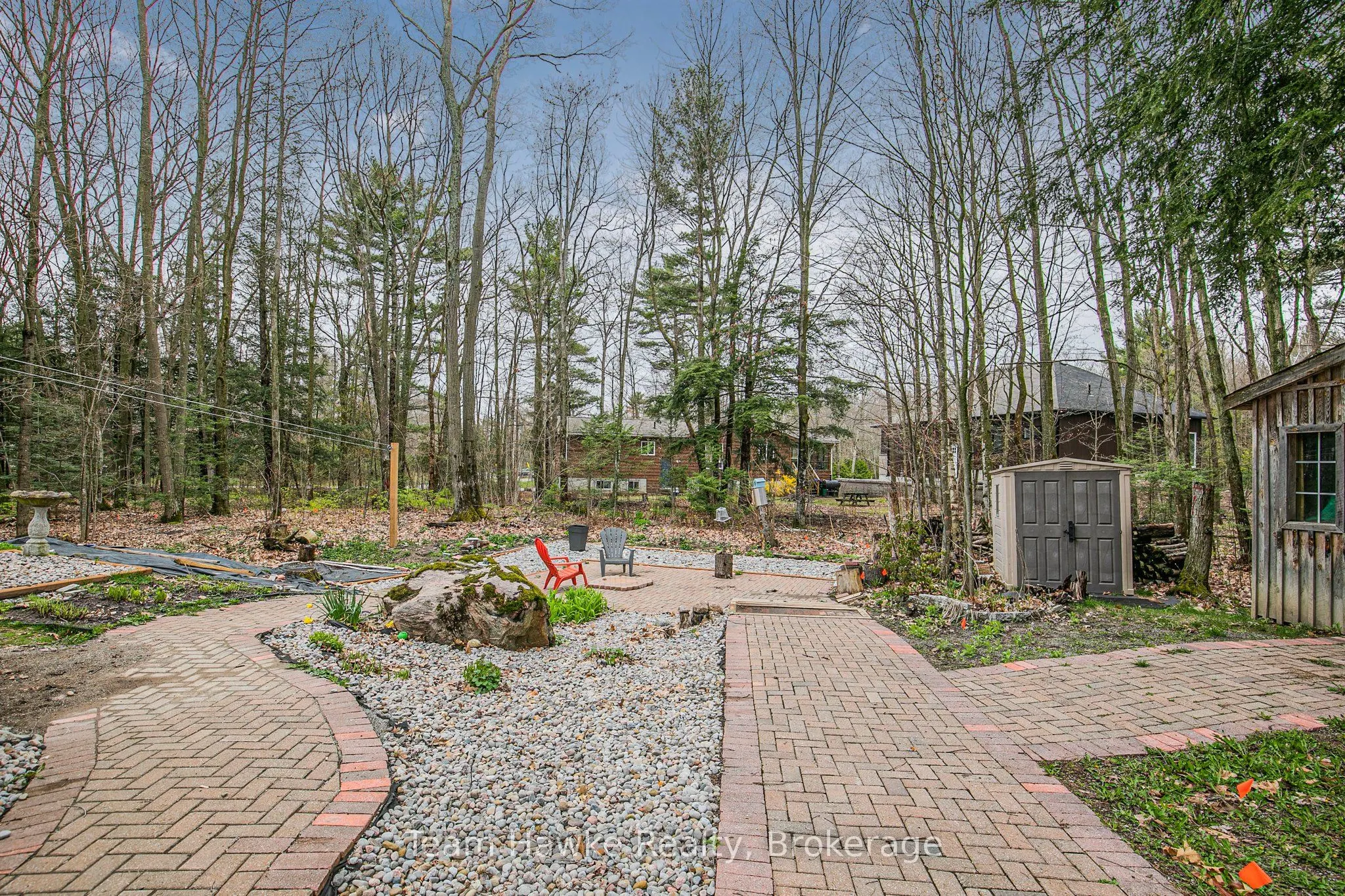 22 LAURIER Boulevard