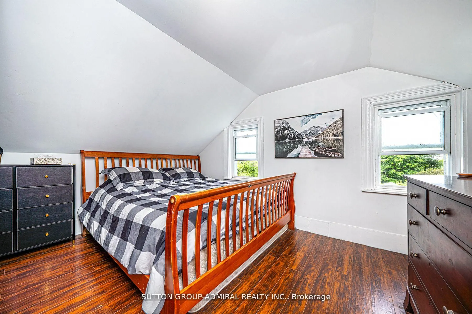 1662 Penley Road
