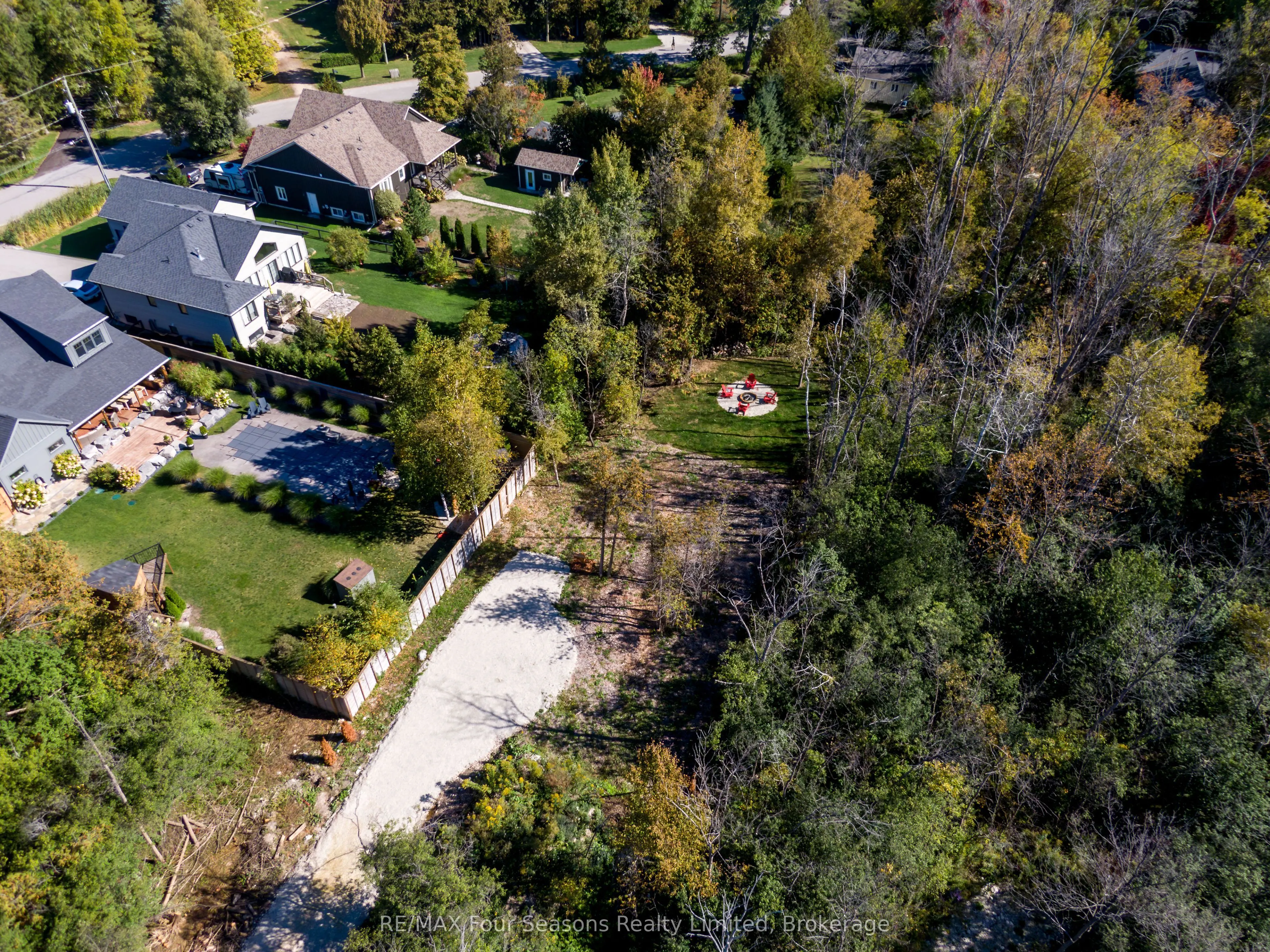 9746 Beachwood Road