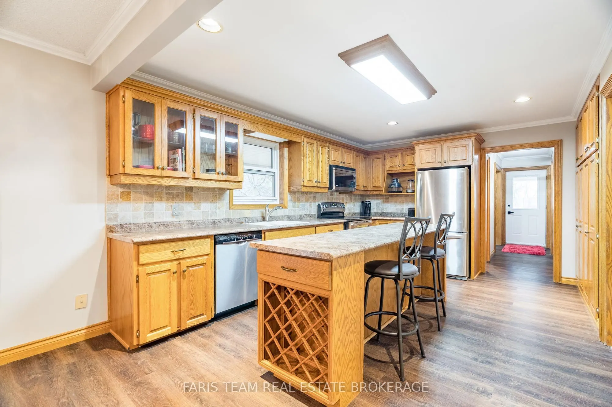 301 Concession 4 Road E