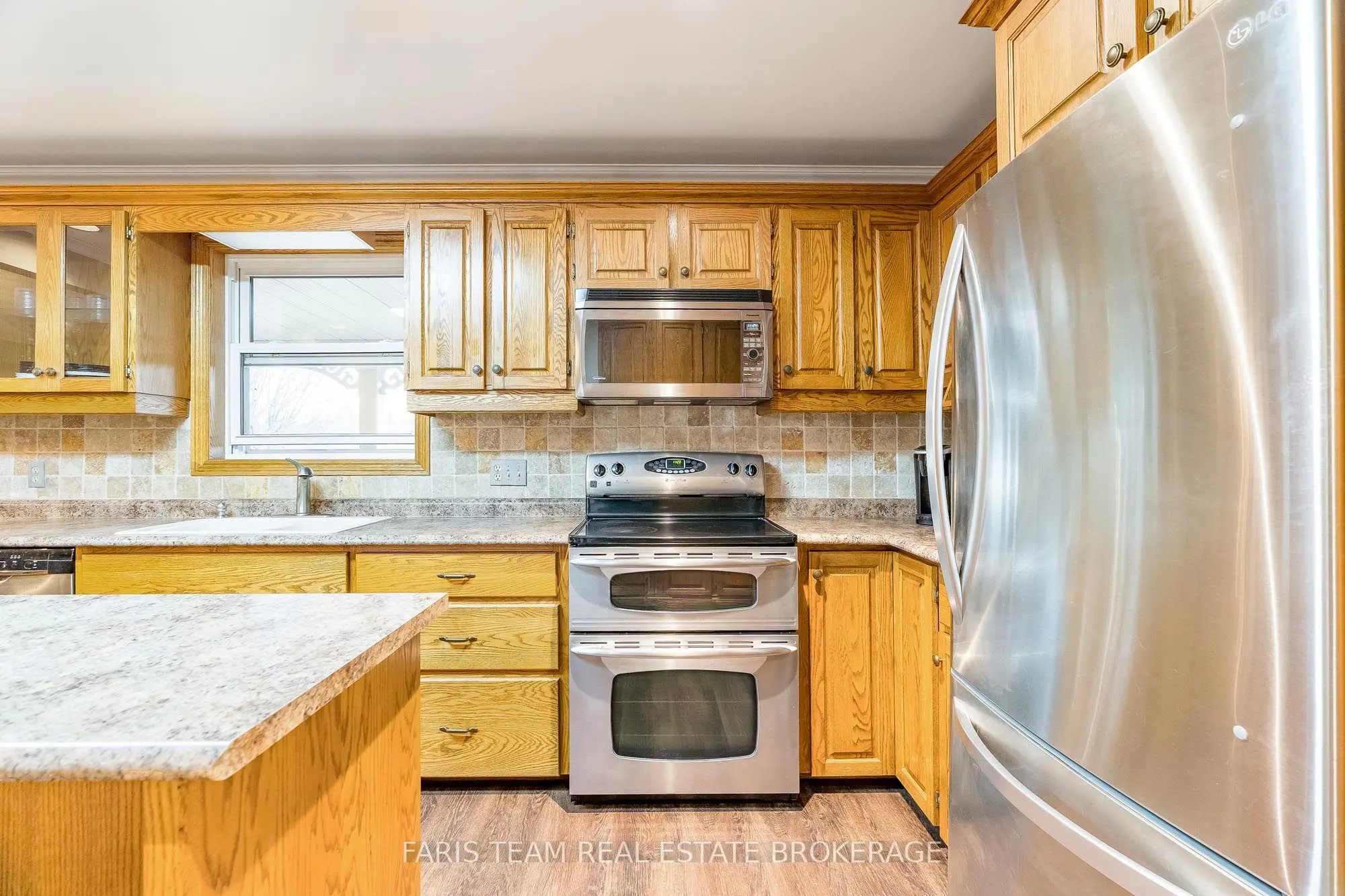 301 Concession 4 Road E