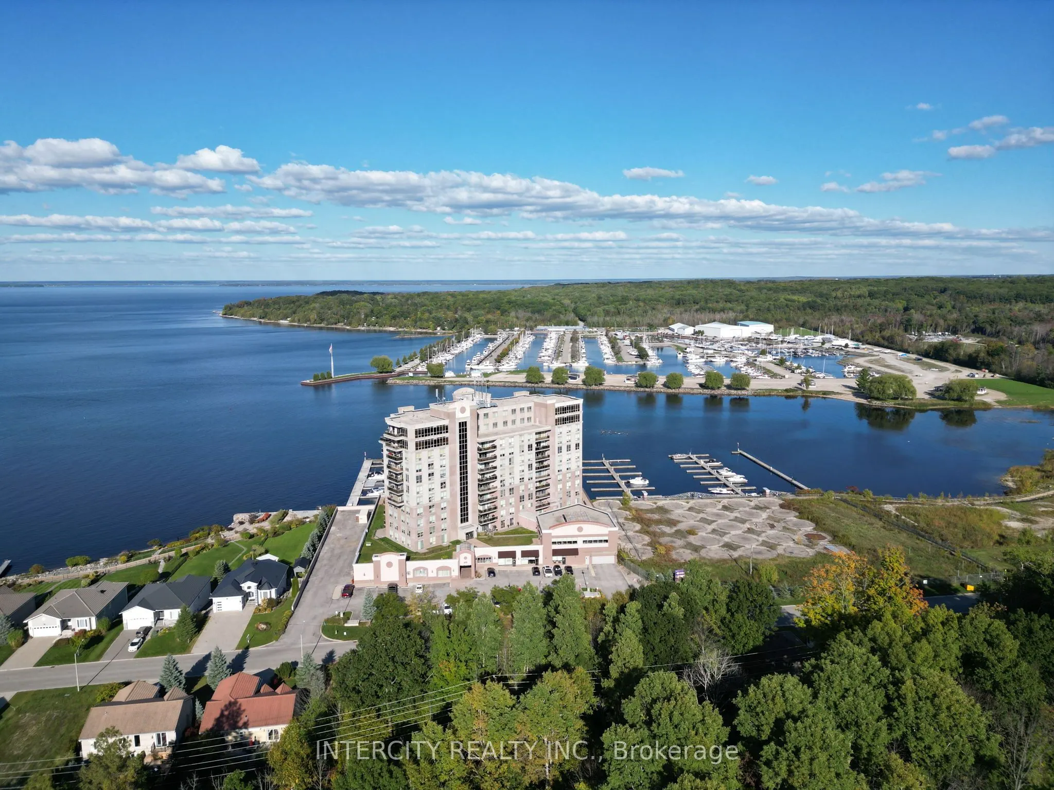 699 Aberdeen Boulevard #905