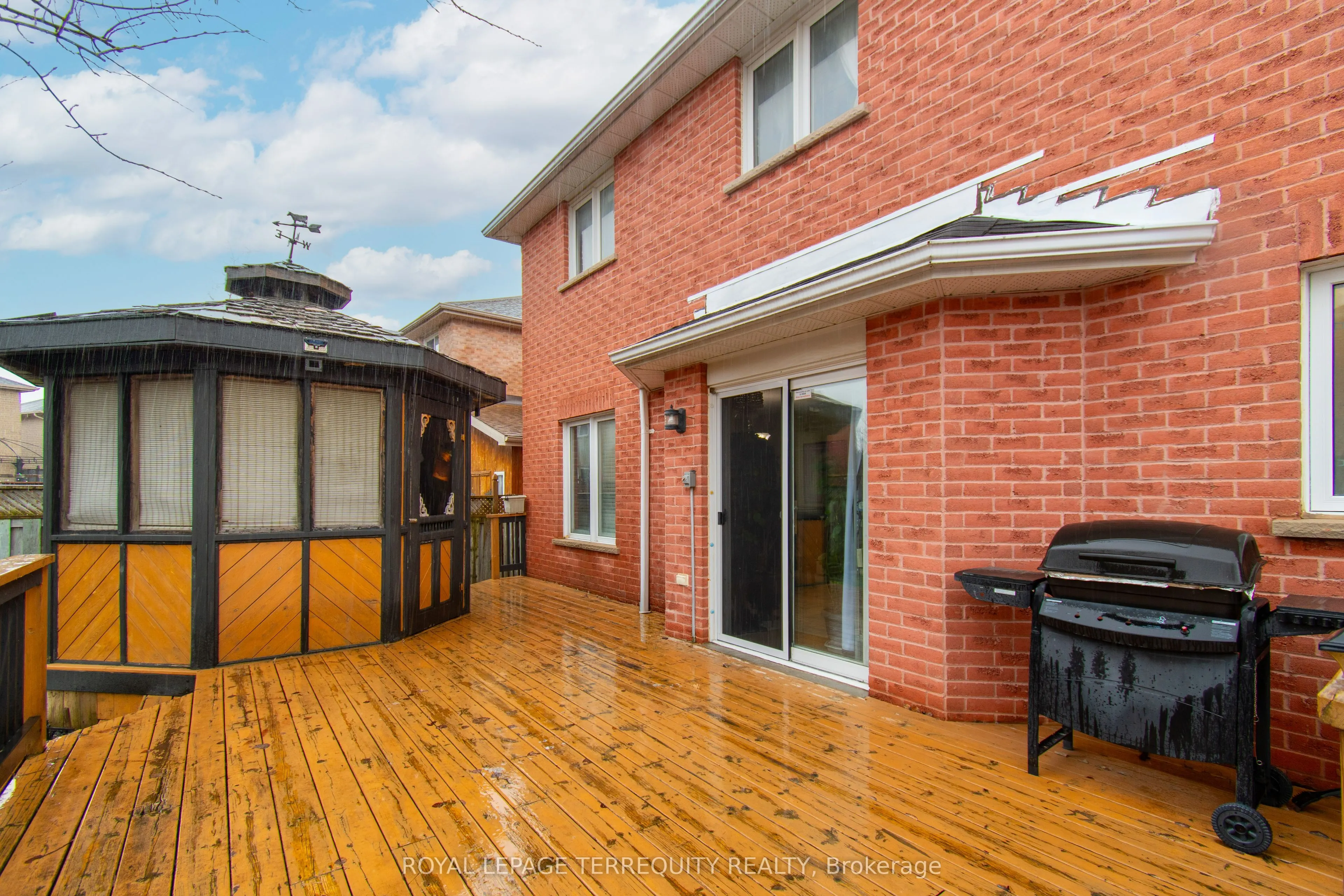 35 Raquel Street
