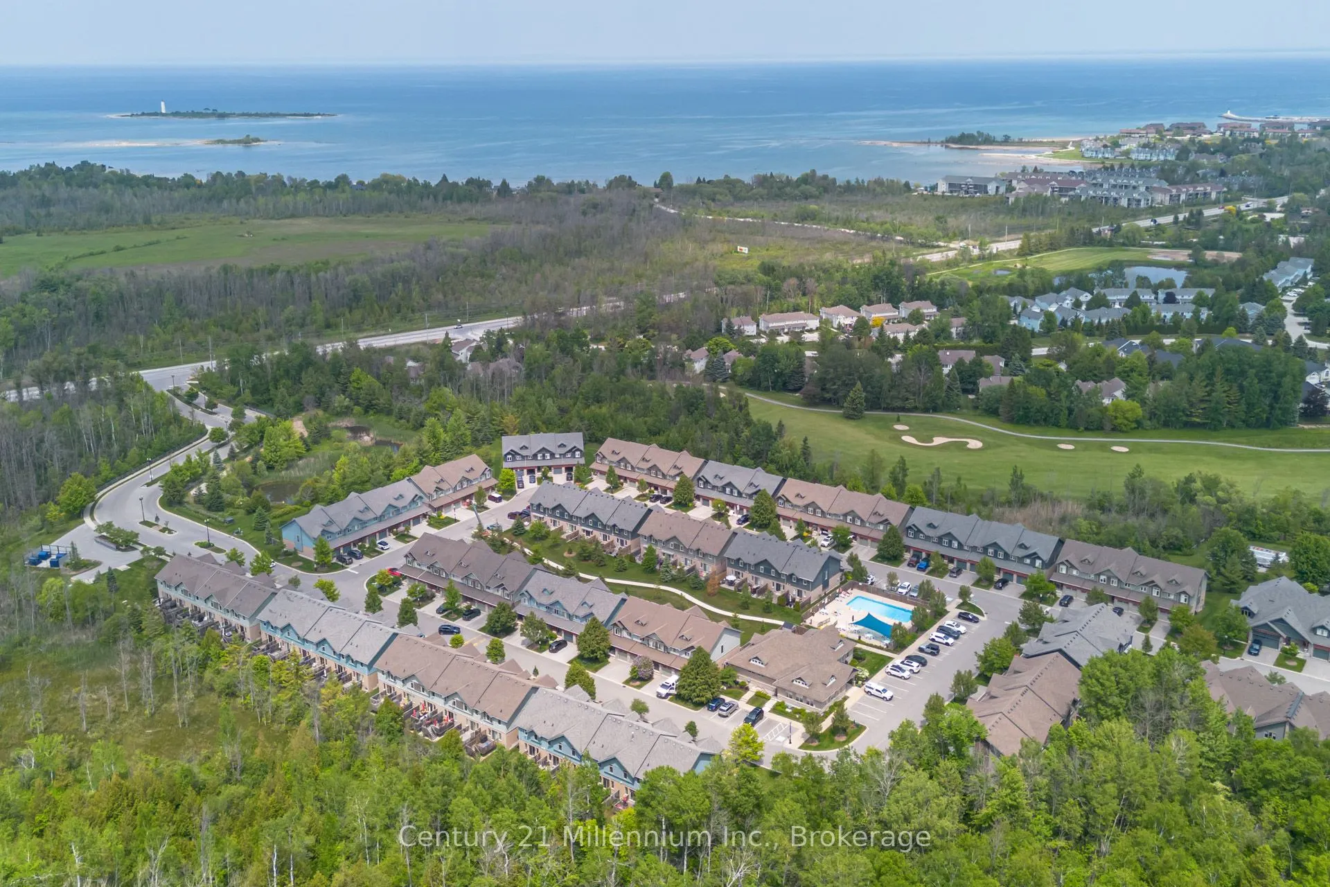 37 Silver Glen Boulevard #37