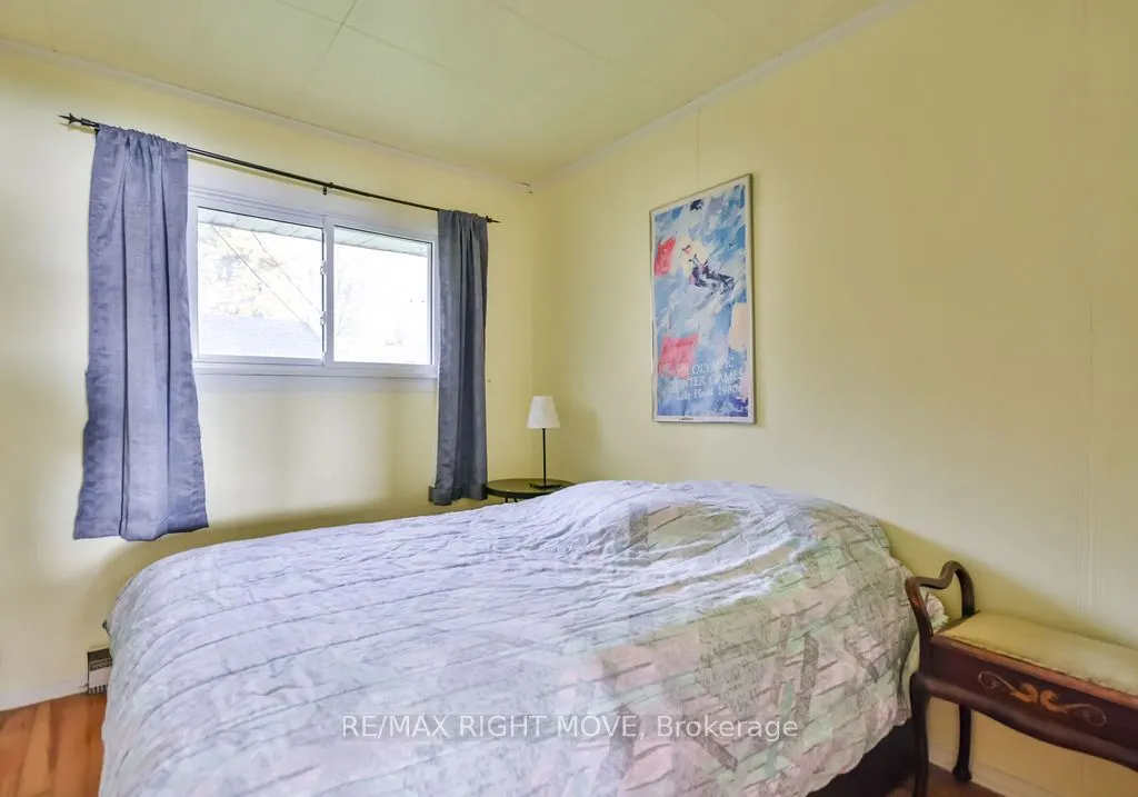 1467 Cunningham Crescent