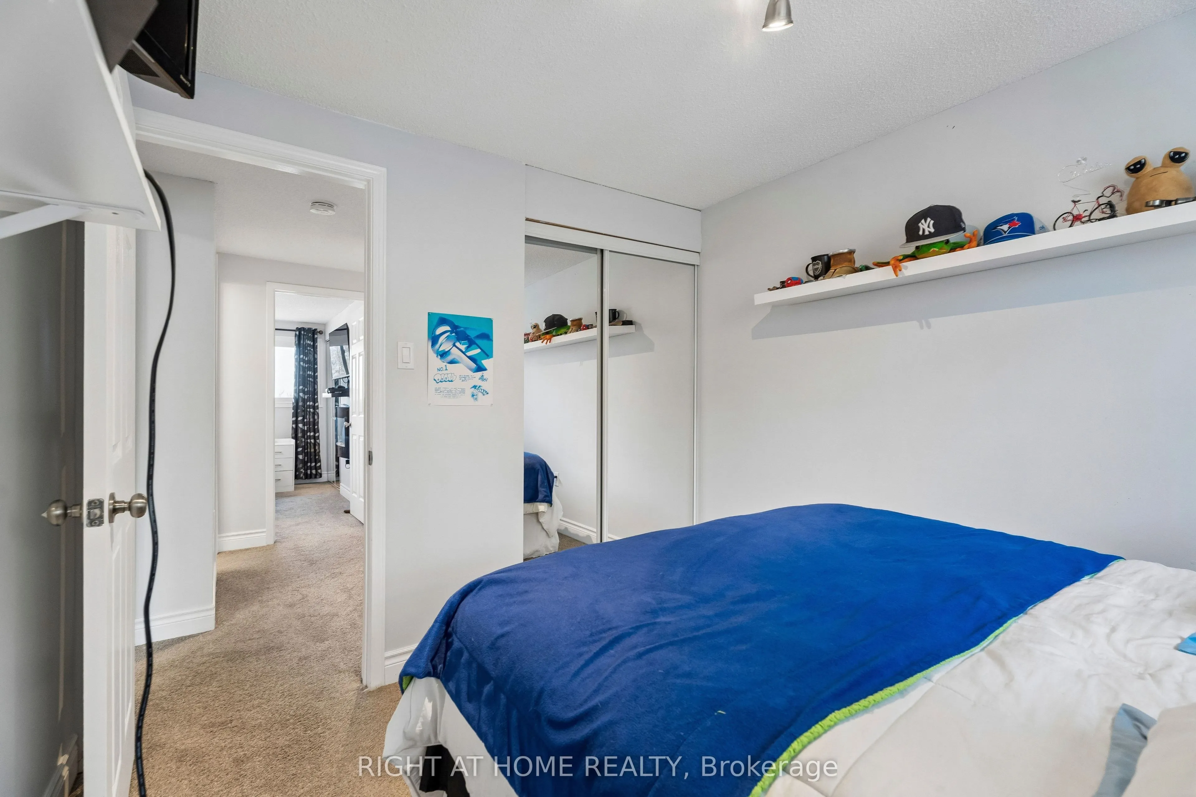 56 Hemingway Crescent