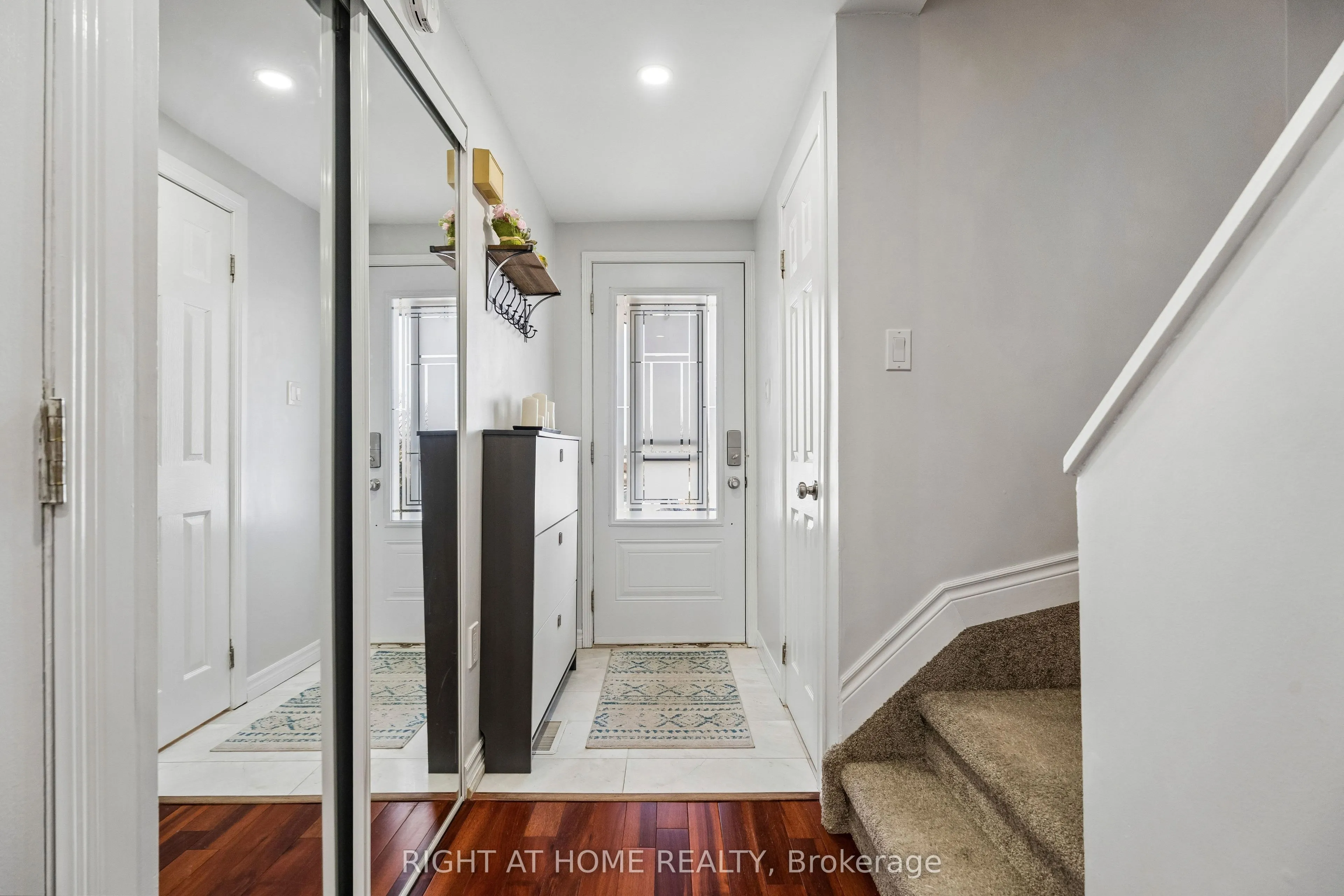 56 Hemingway Crescent