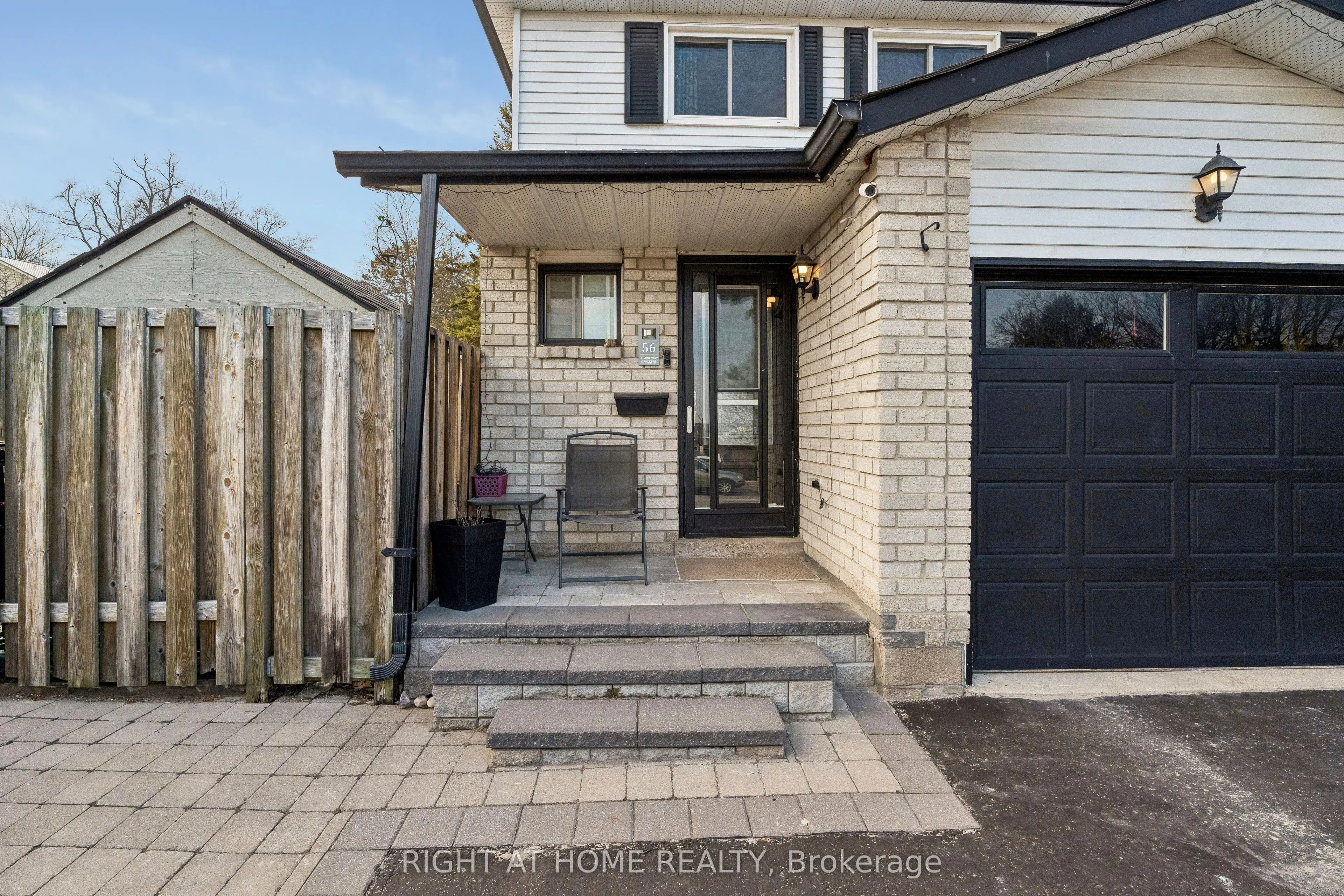 56 Hemingway Crescent