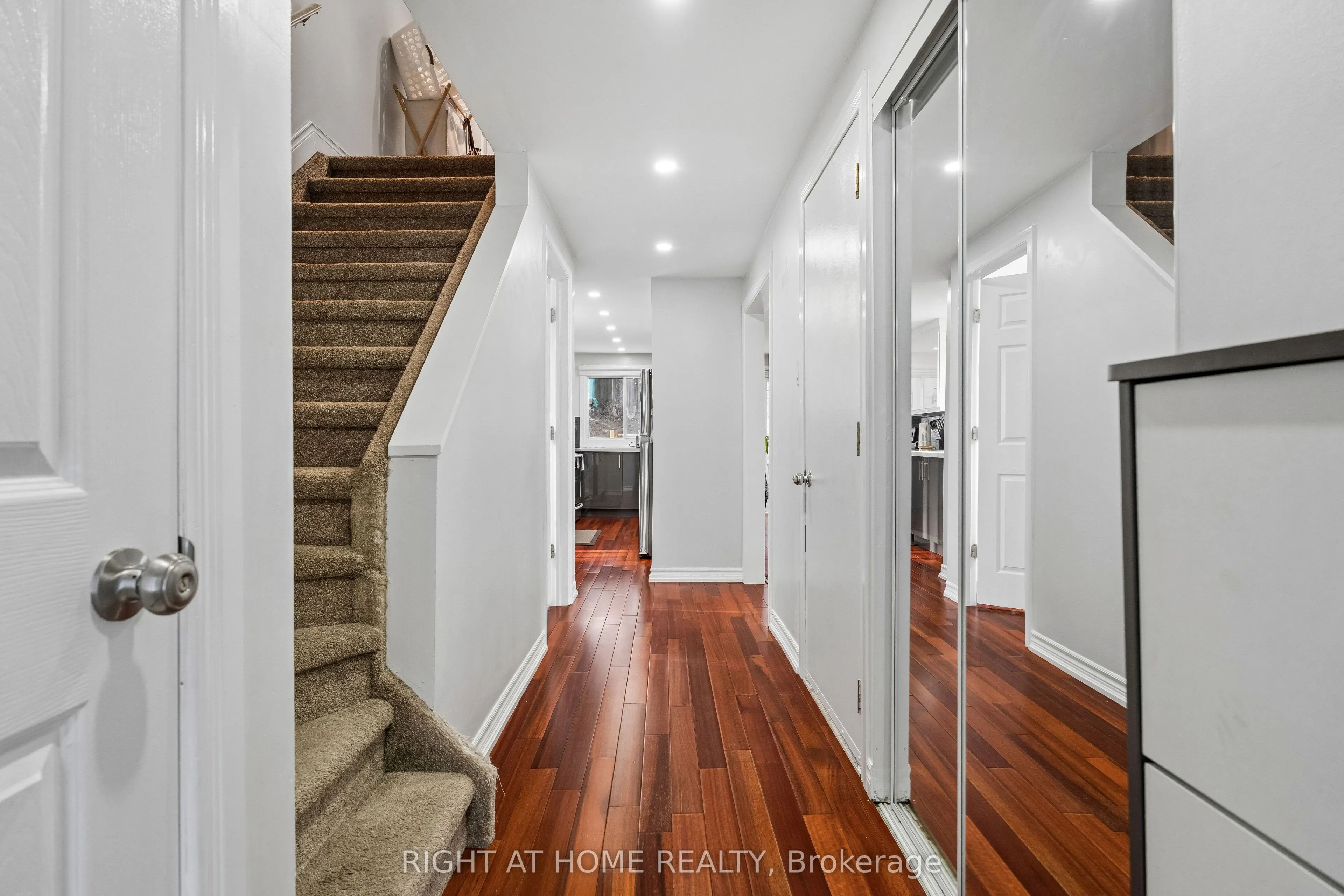 56 Hemingway Crescent