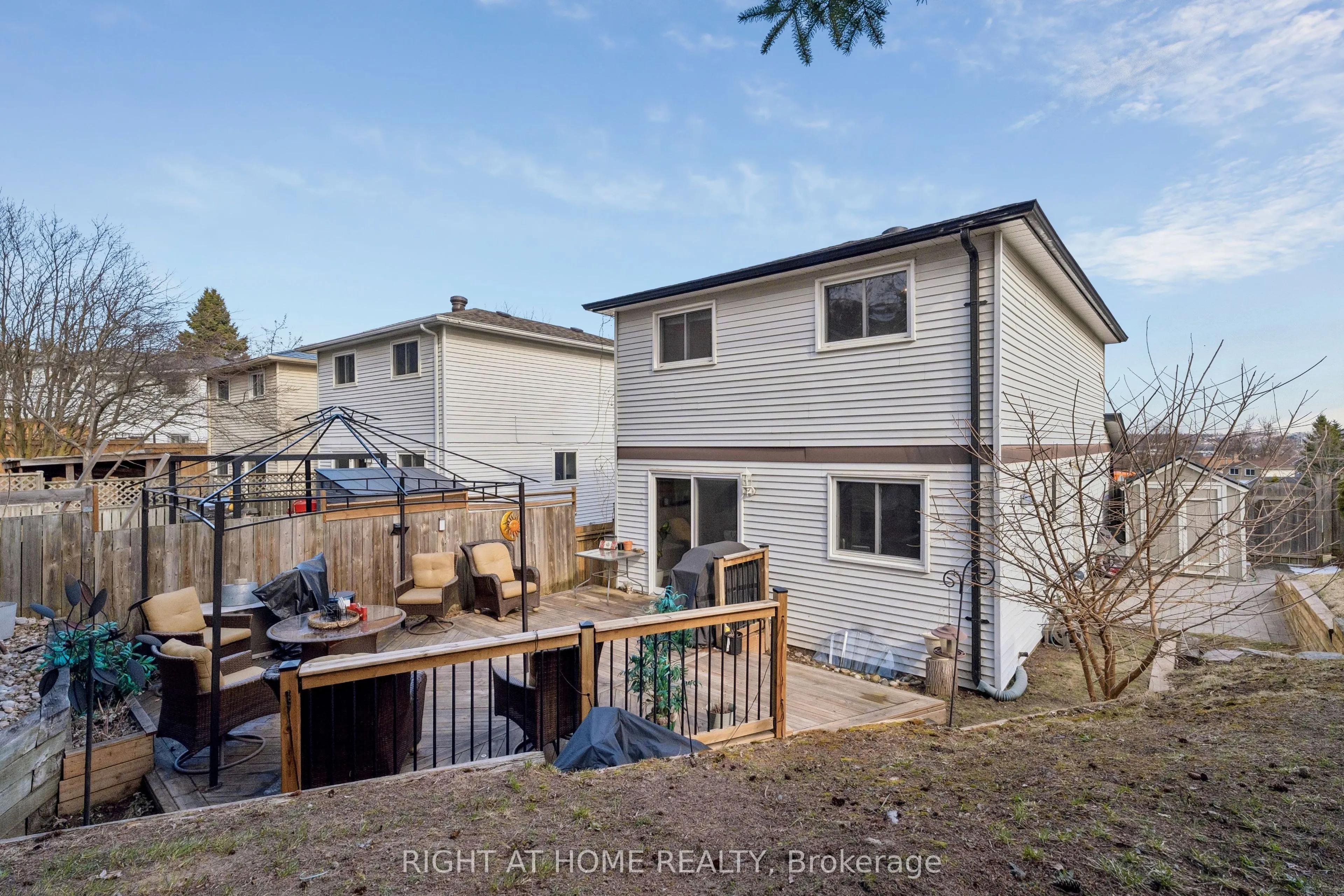 56 Hemingway Crescent