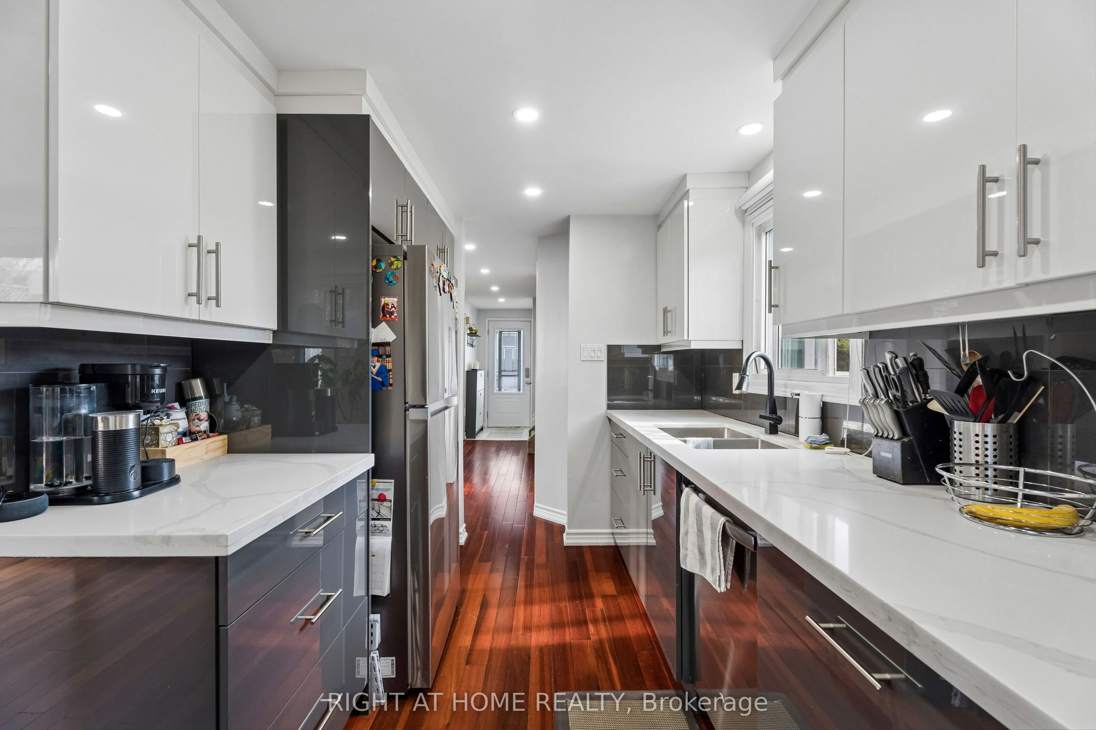 56 Hemingway Crescent