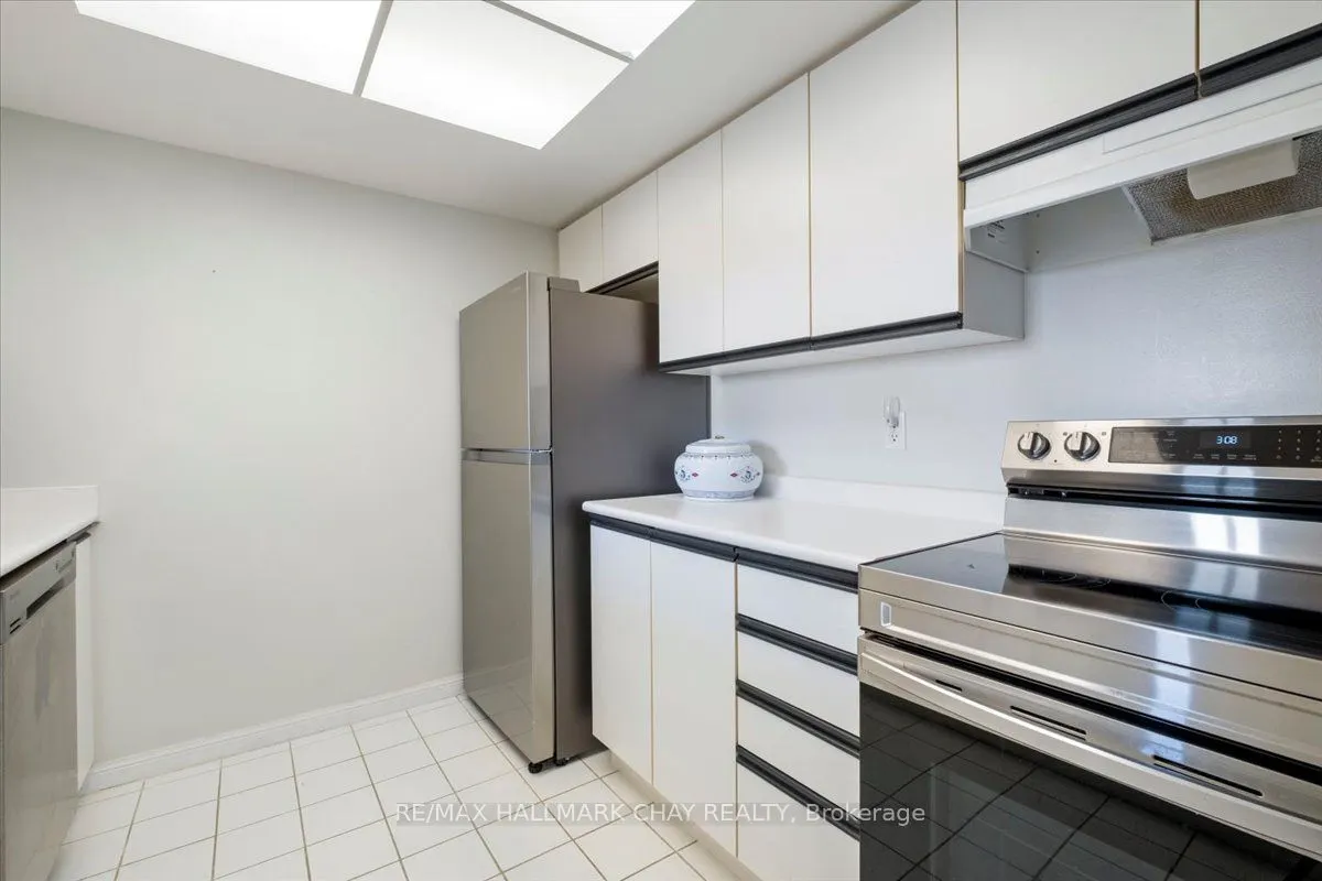 65 Ellen Street #1506