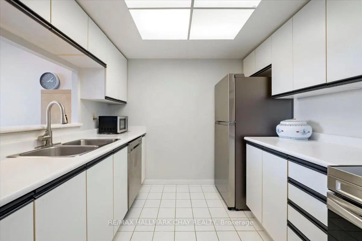 65 Ellen Street #1506
