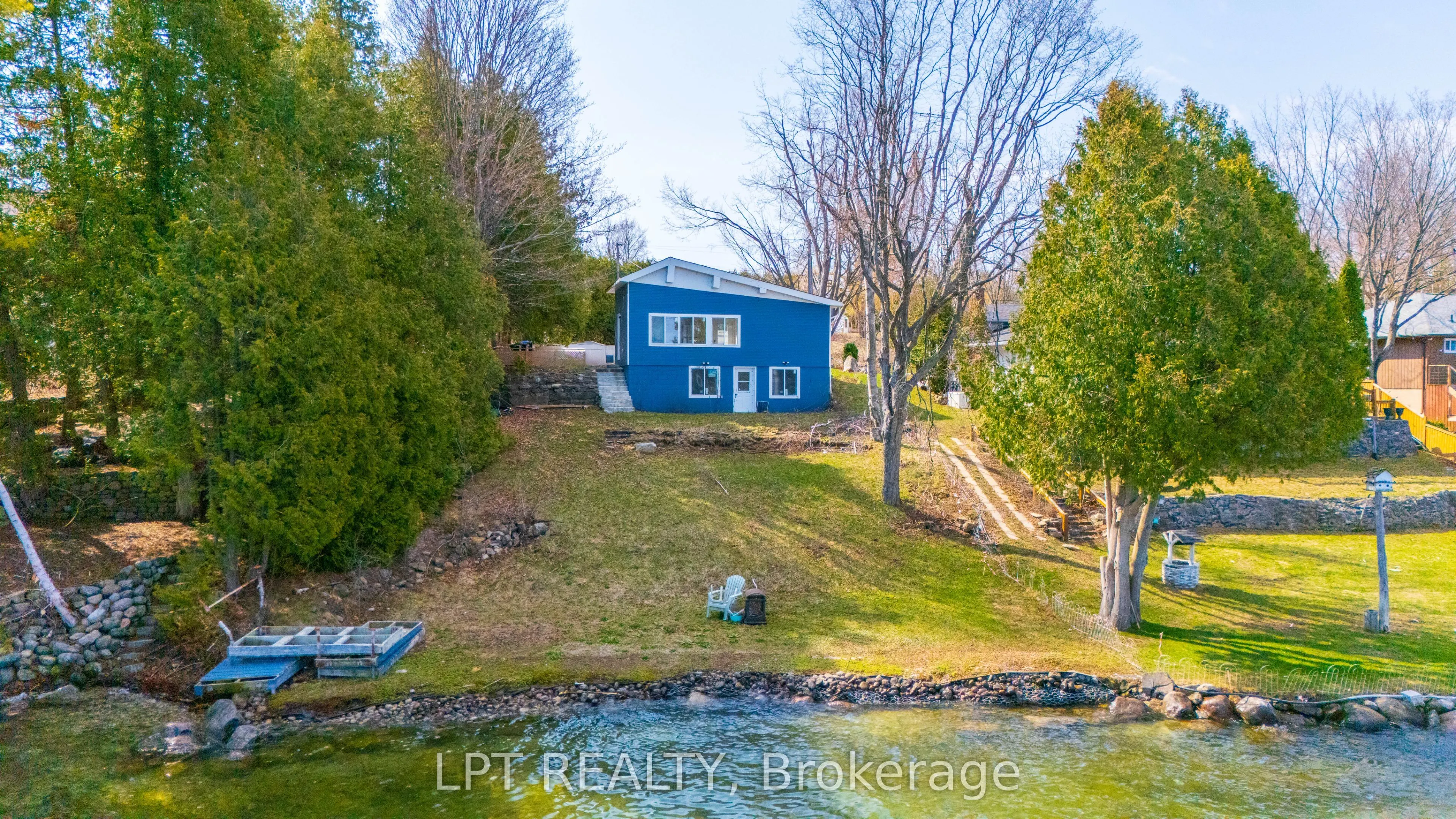 47 Moon Point Drive
