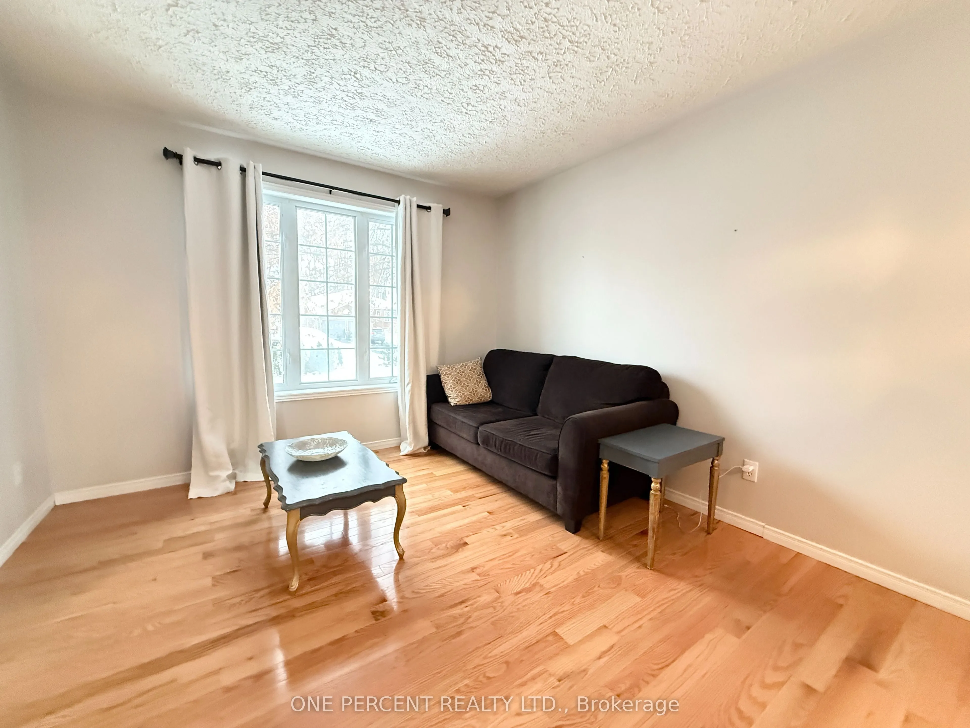 872 Dominion Avenue
