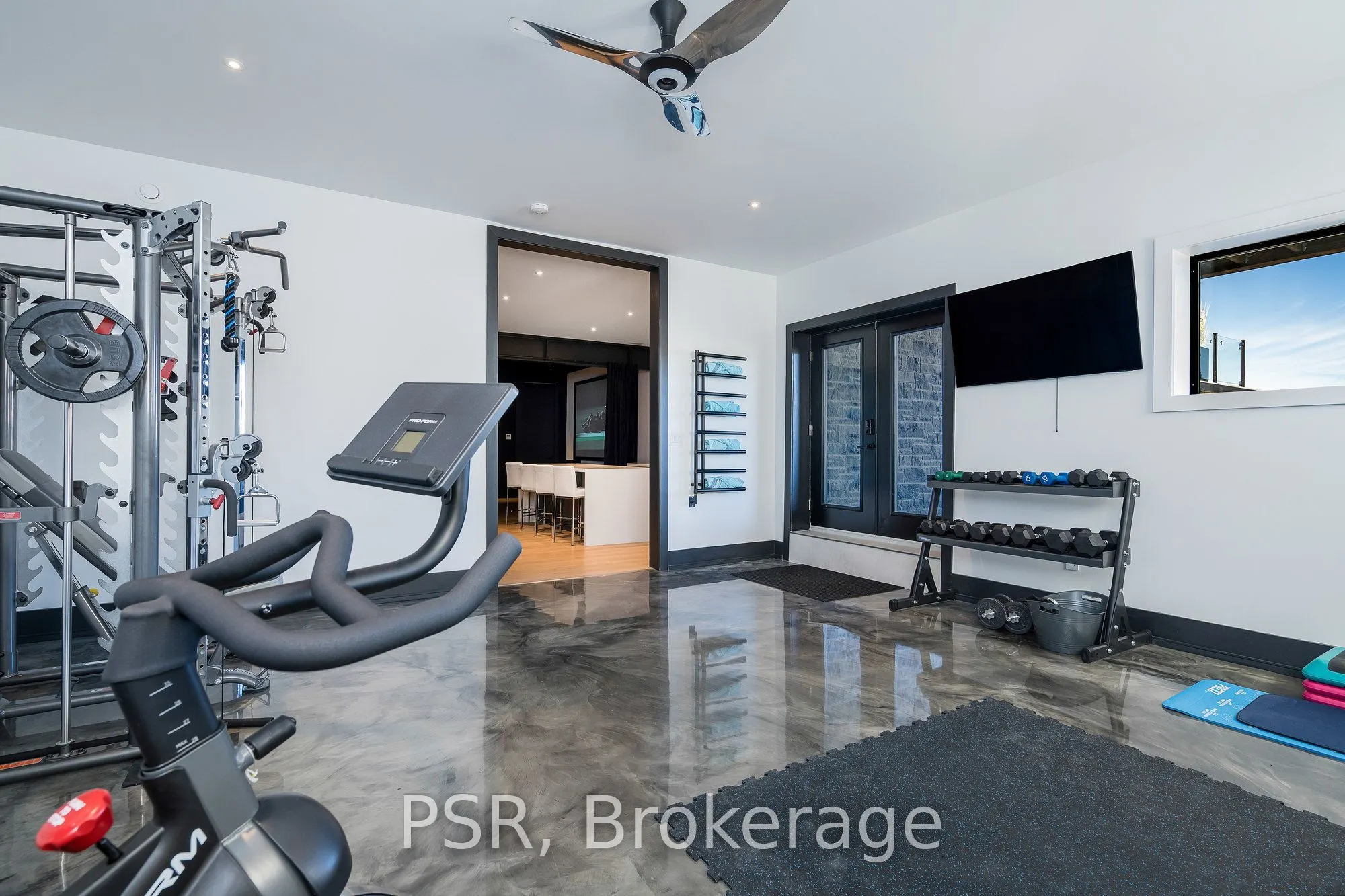 4 Raintree Court