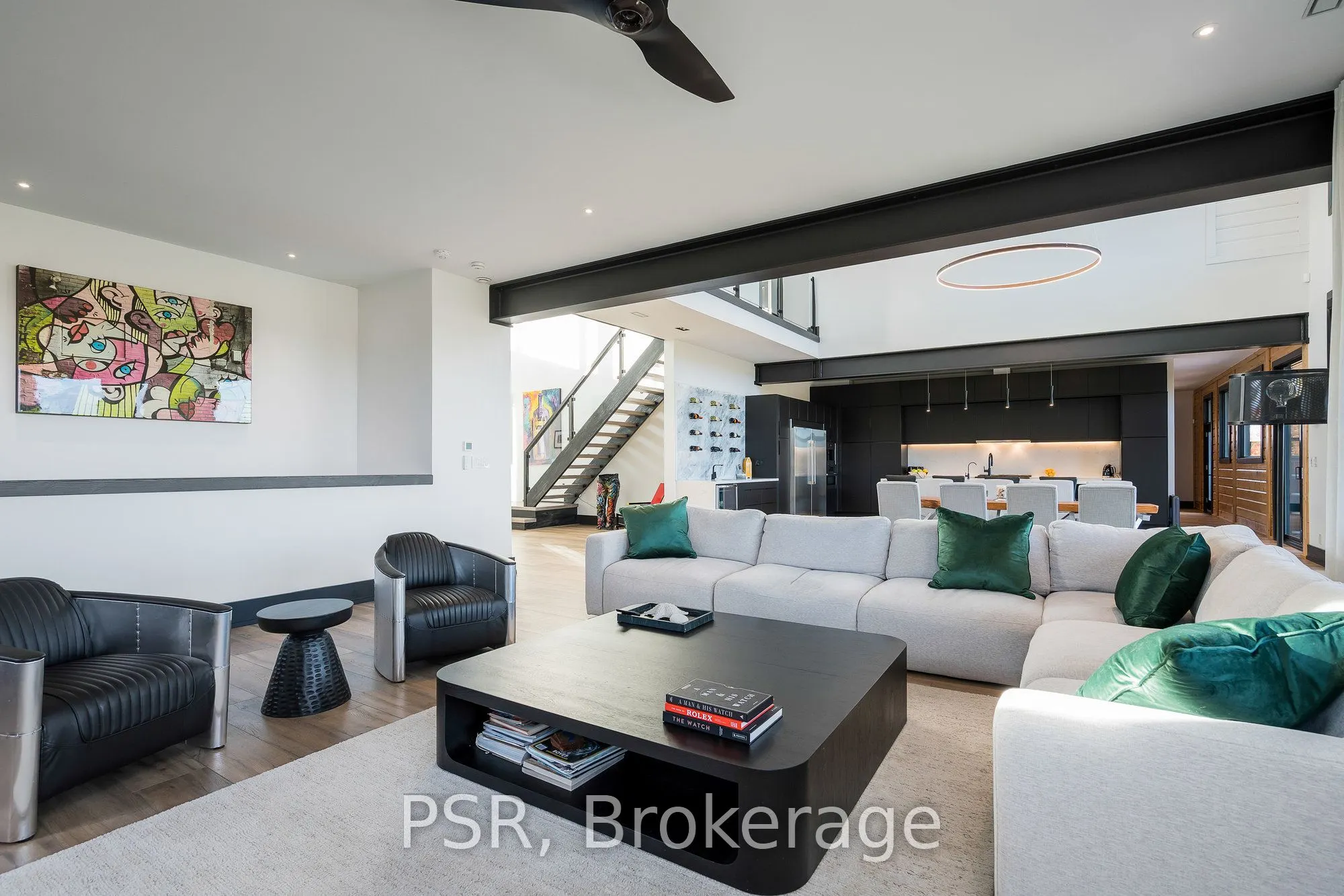 4 Raintree Court