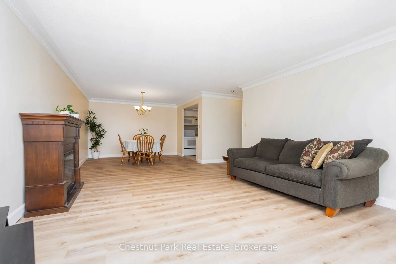 172 Eighth Street #102