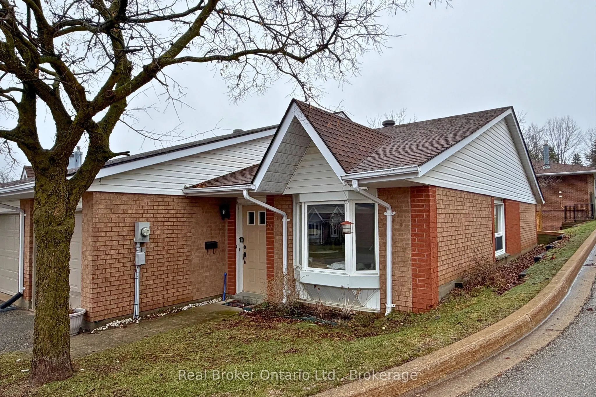 696 King Street #72