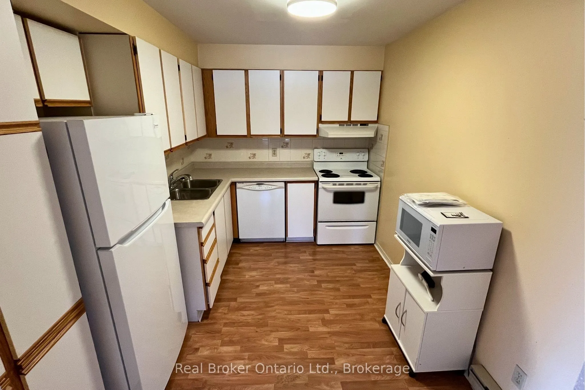 696 King Street #72