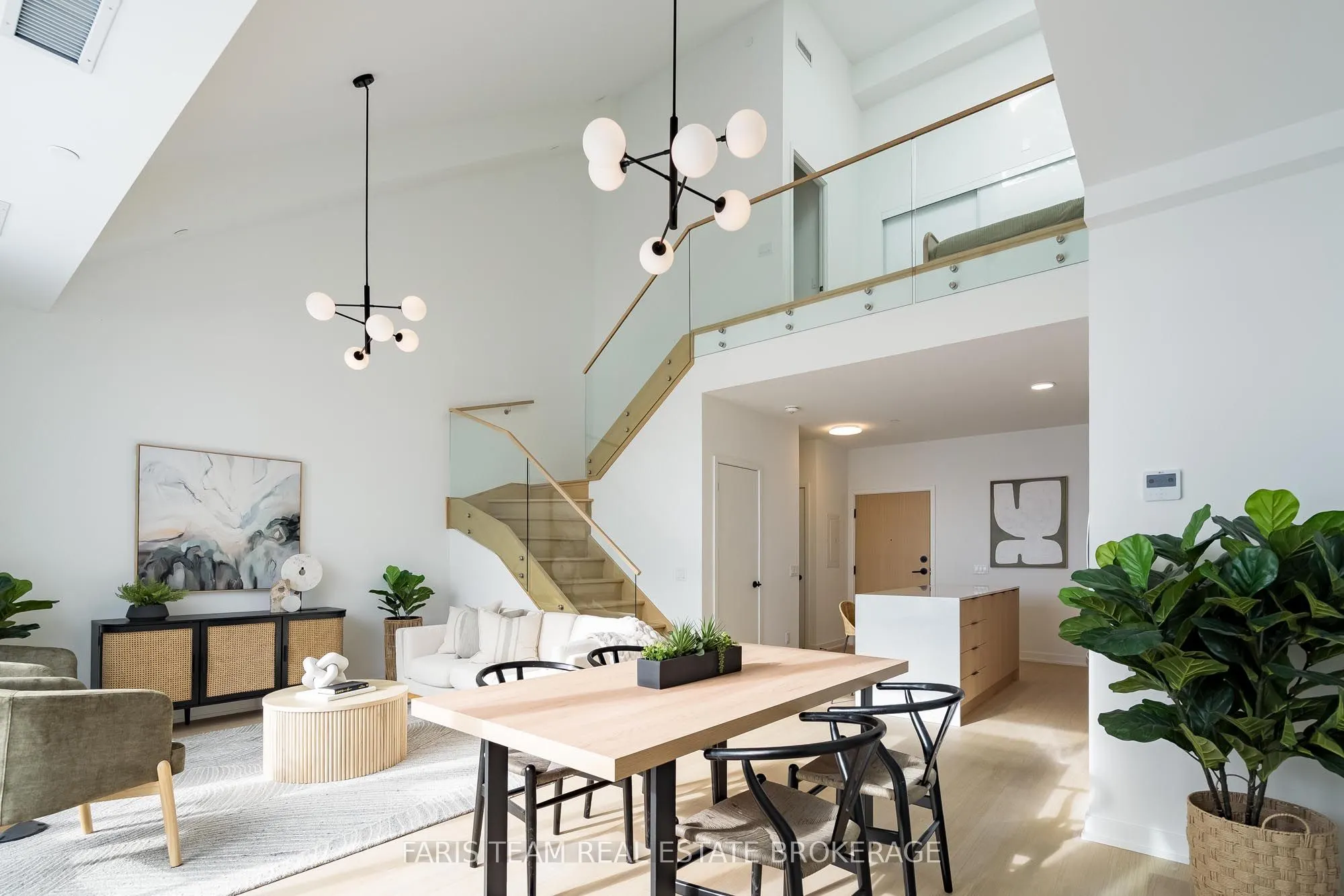 31 Huron Street #611