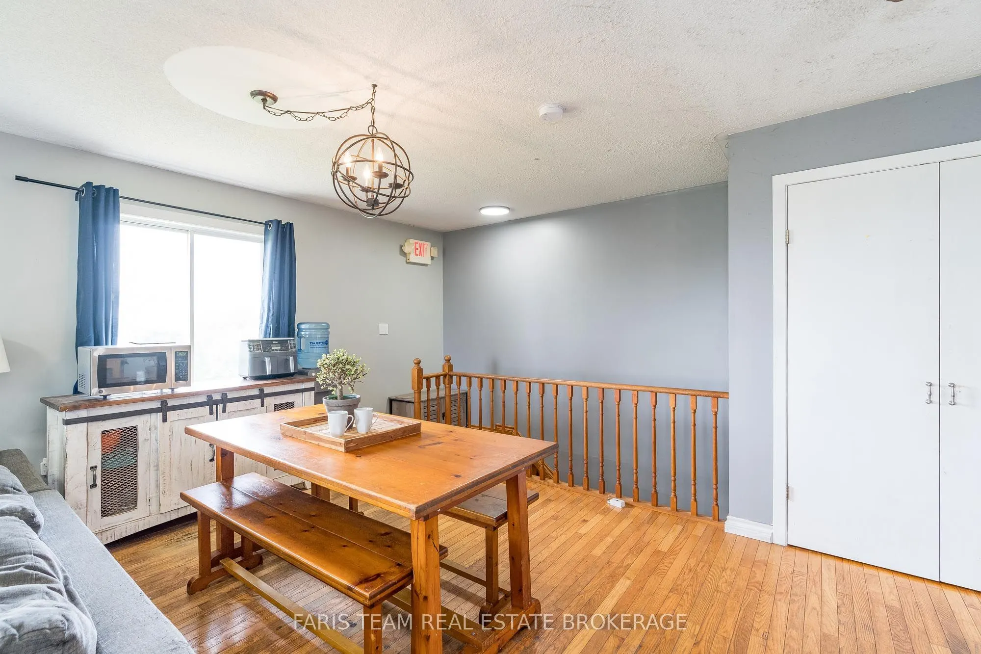 160 Lafontaine Road W