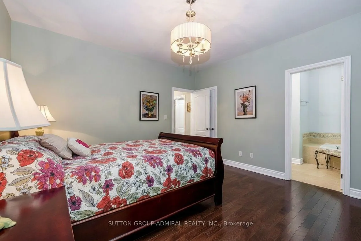 79 Forest Circle