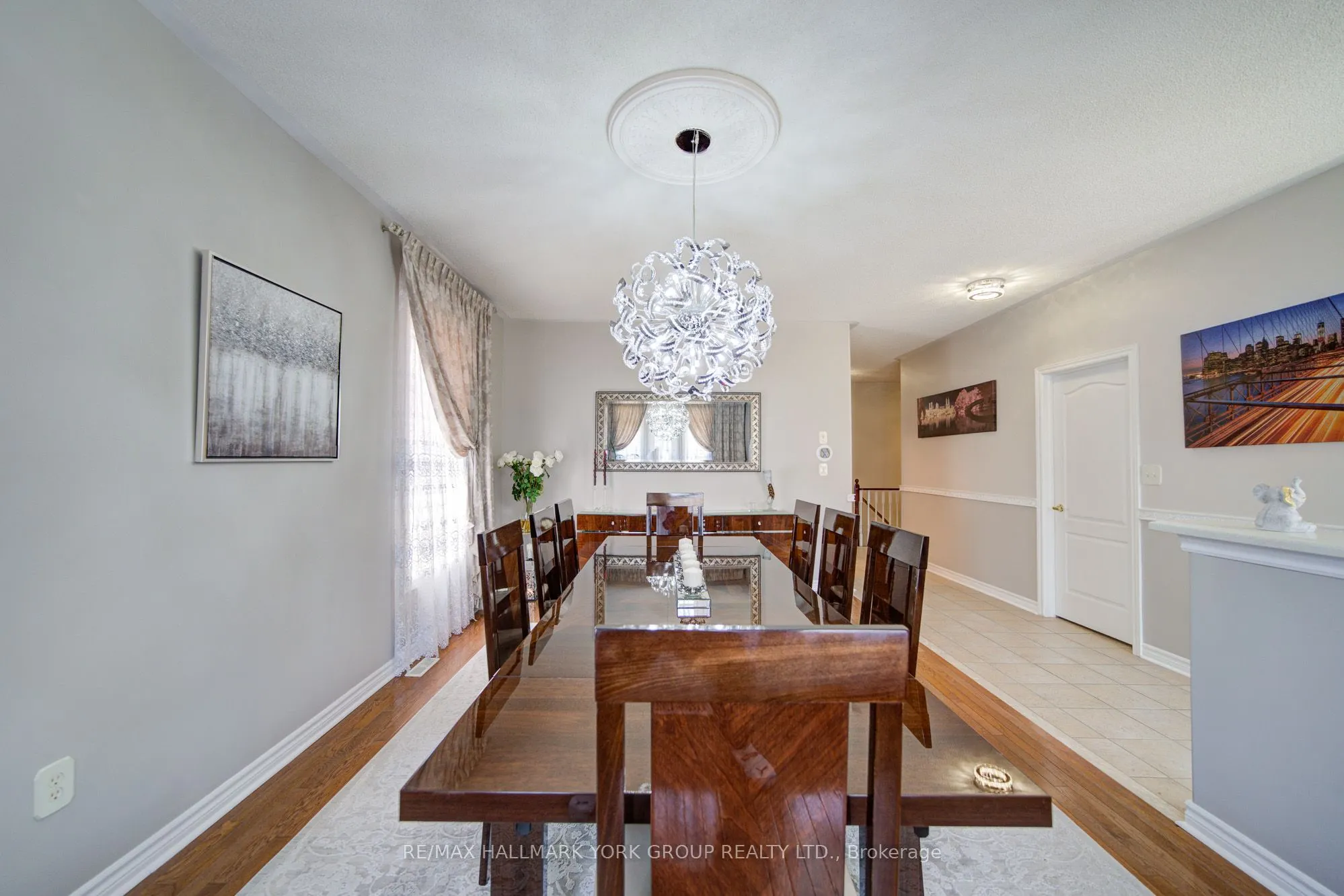 26 Regalia Way