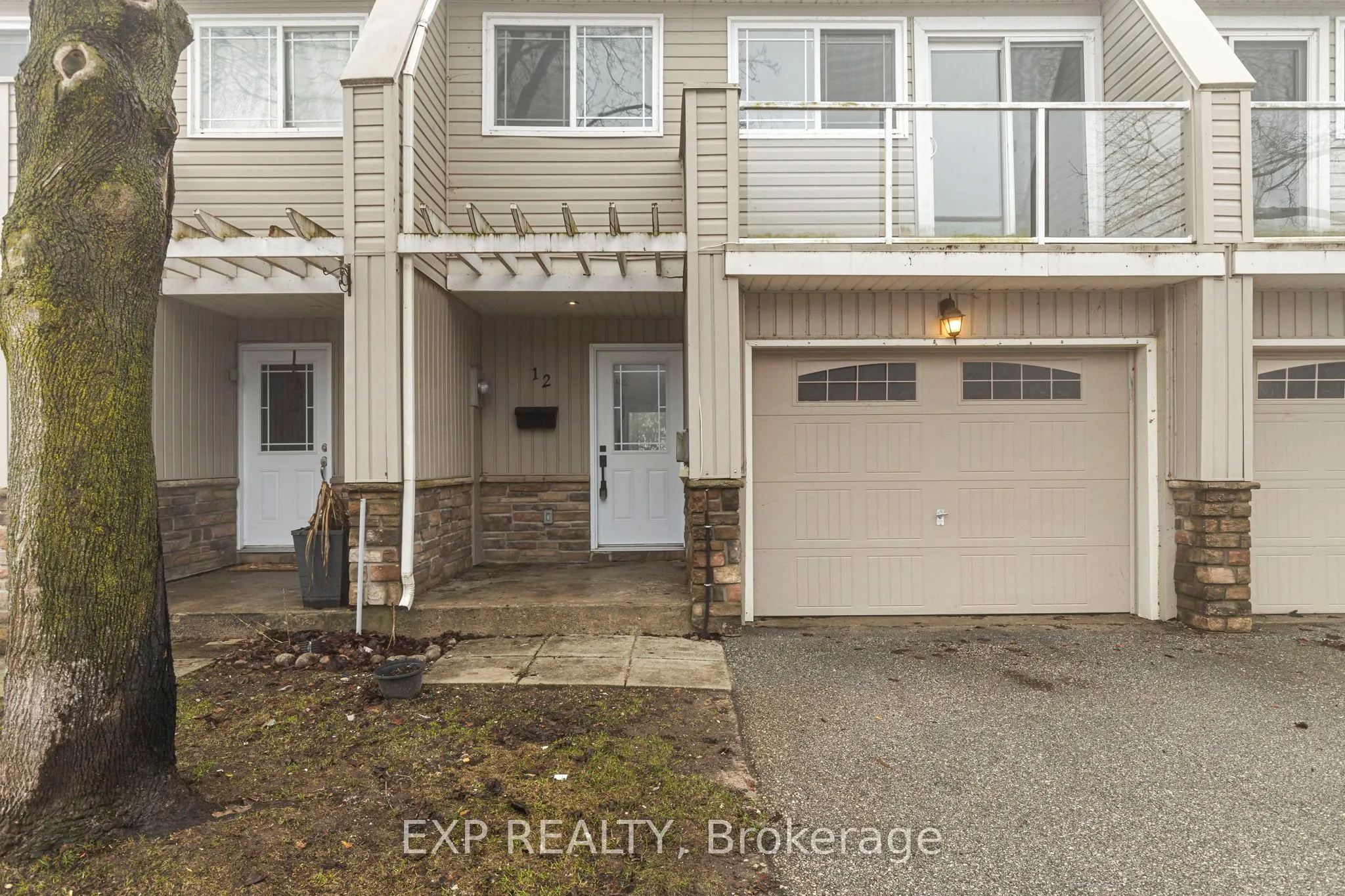 12 Lankin Boulevard #12