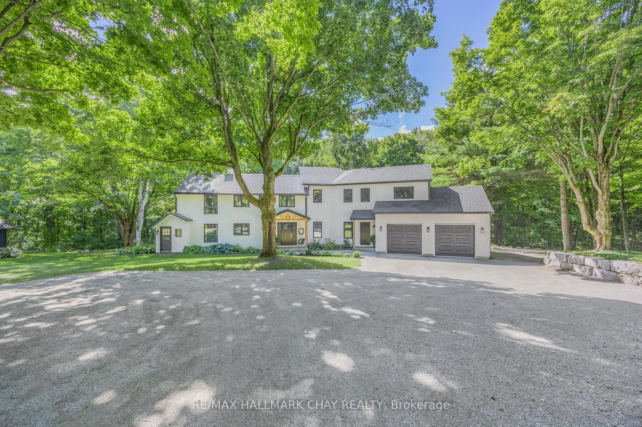 1359 Old Barrie Road E