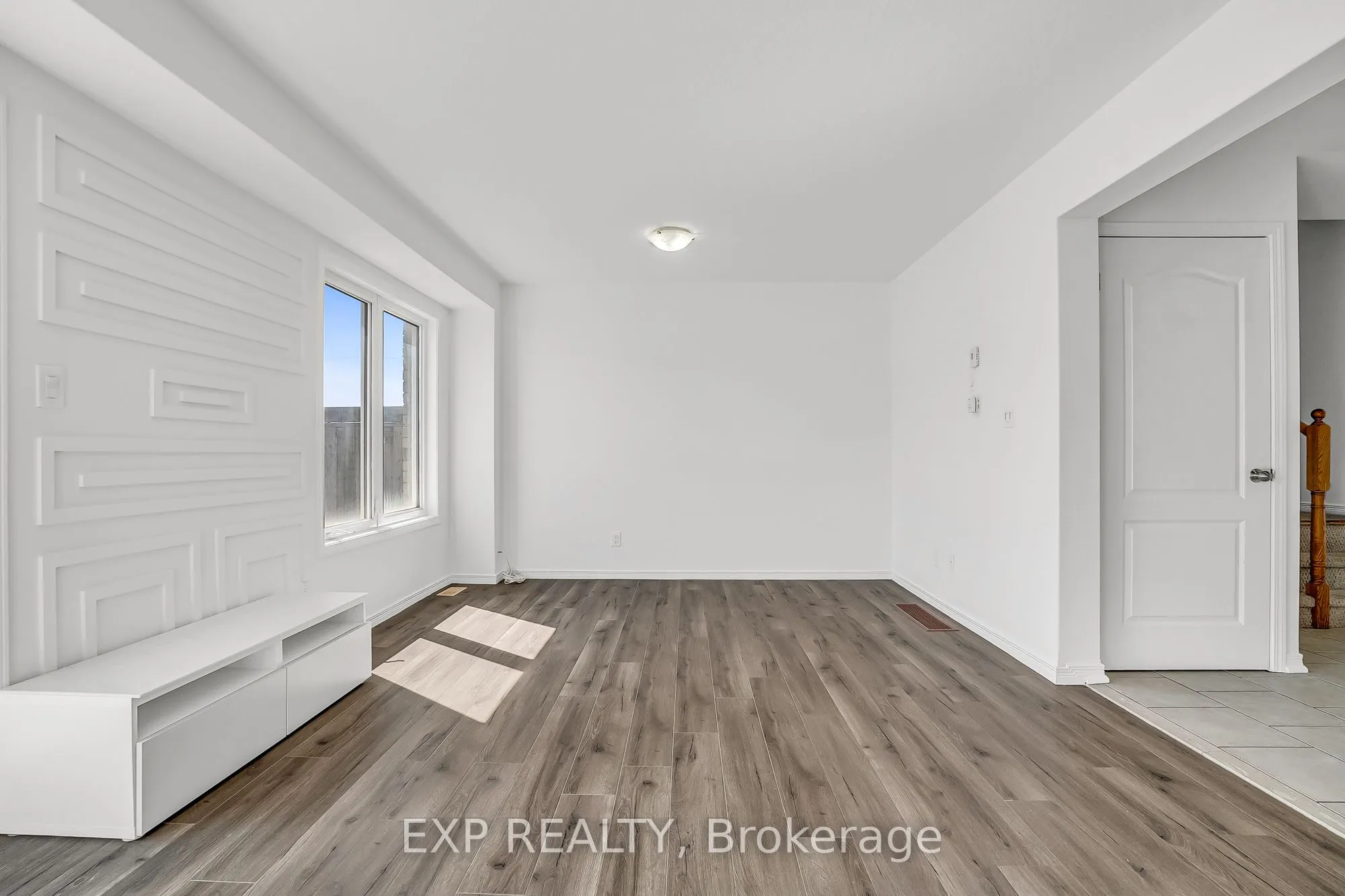75 Prince William Way #6