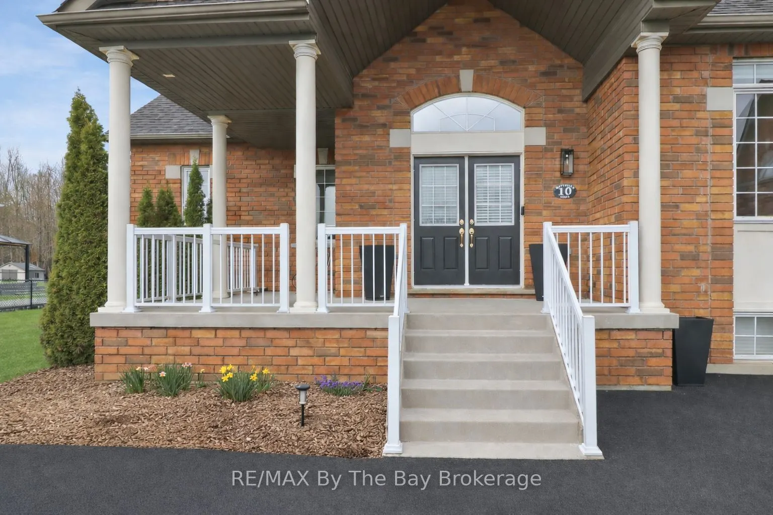 10 Basswood Drive
