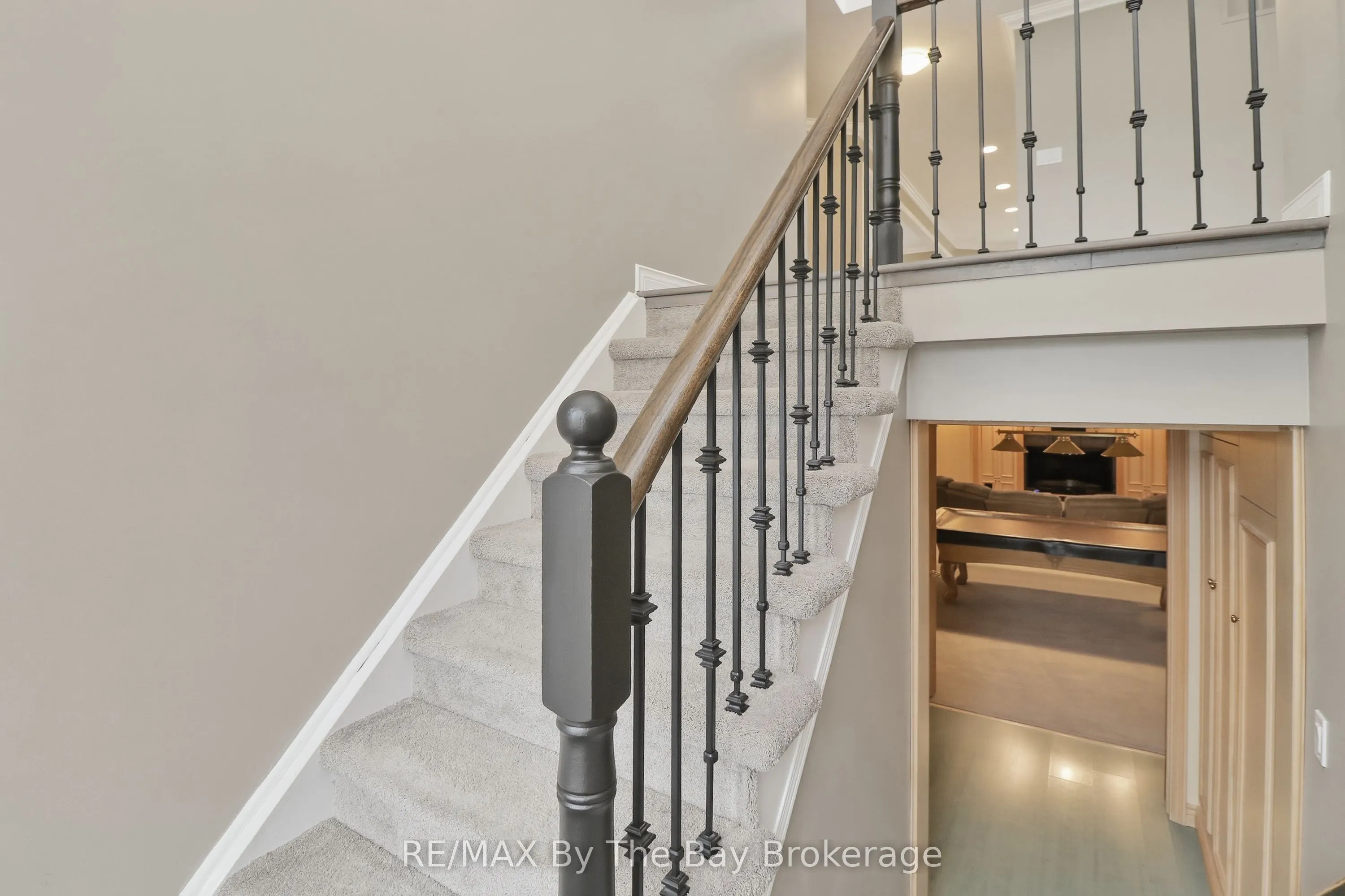 70 Fairway Crescent