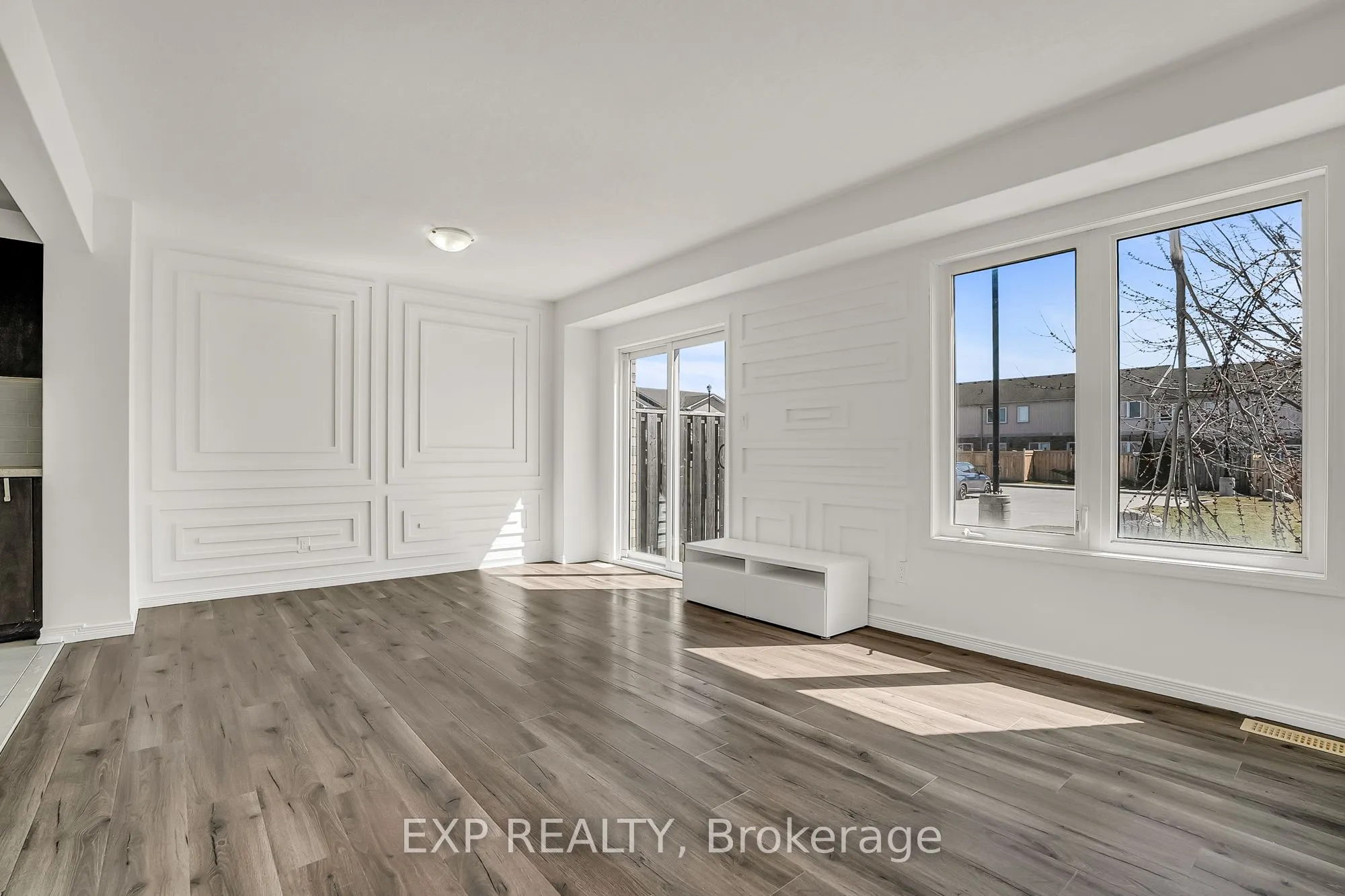 75 Prince William Way #6