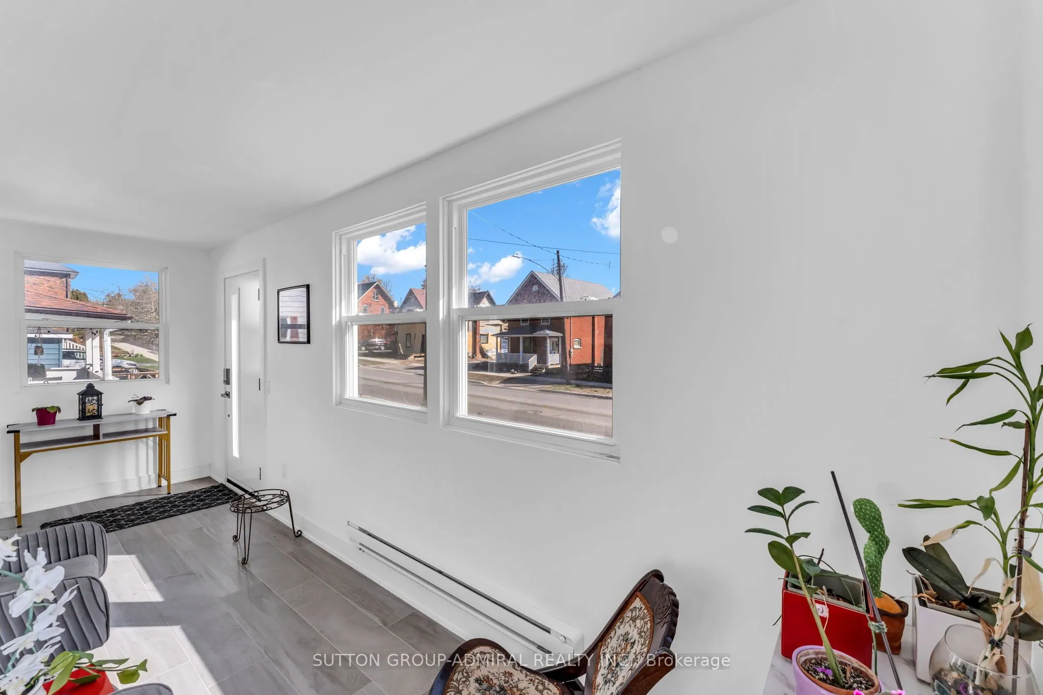97 Laclie Street