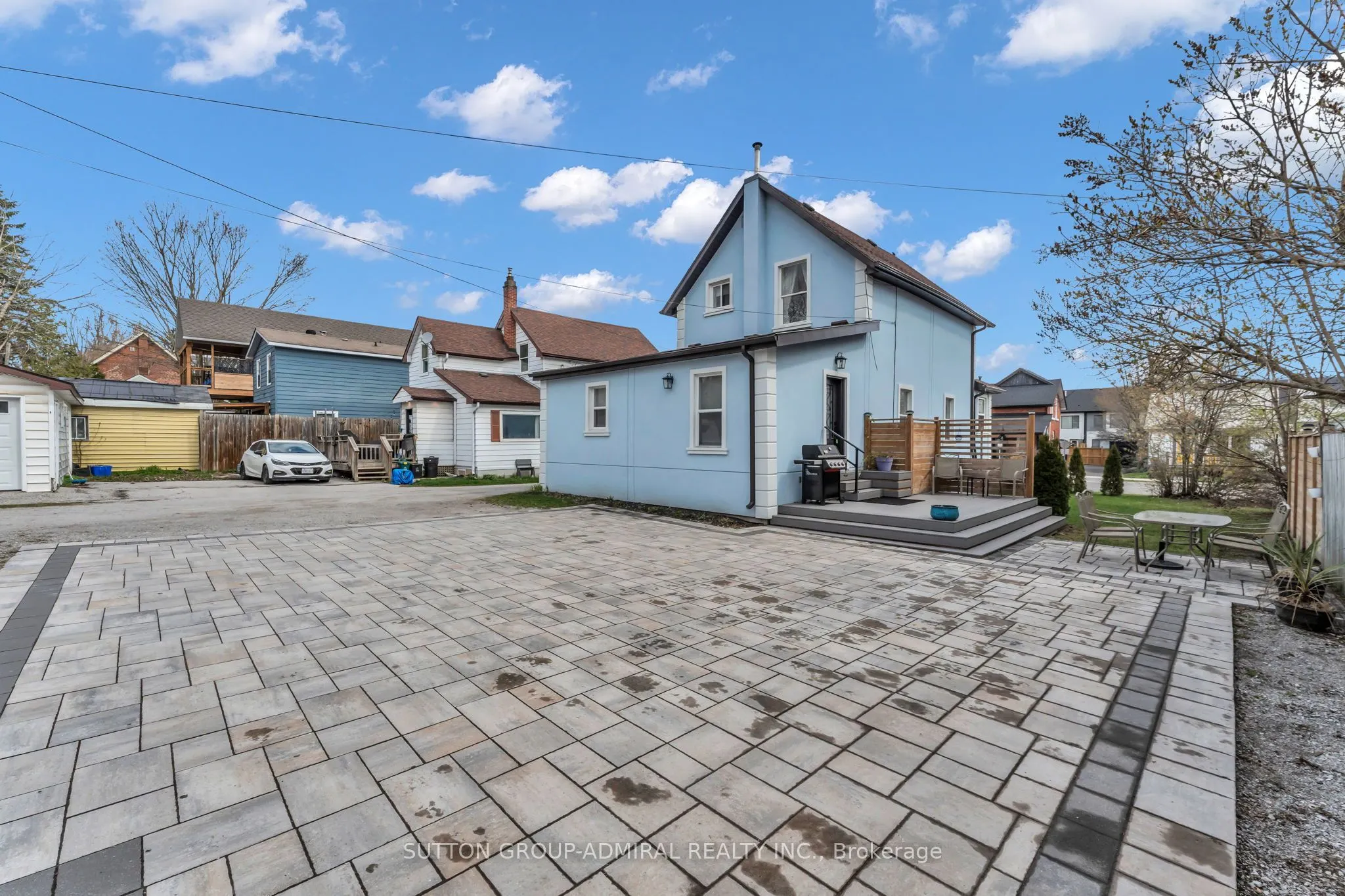 97 Laclie Street