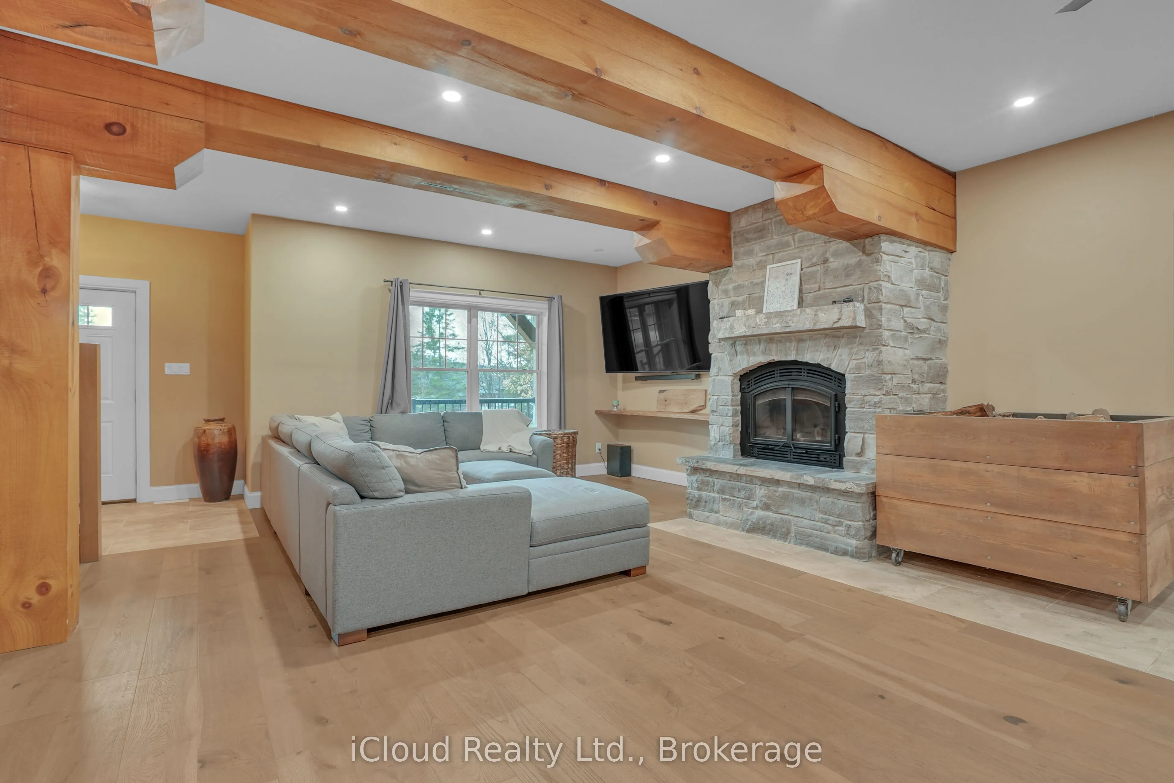 2091 Dwyer Road