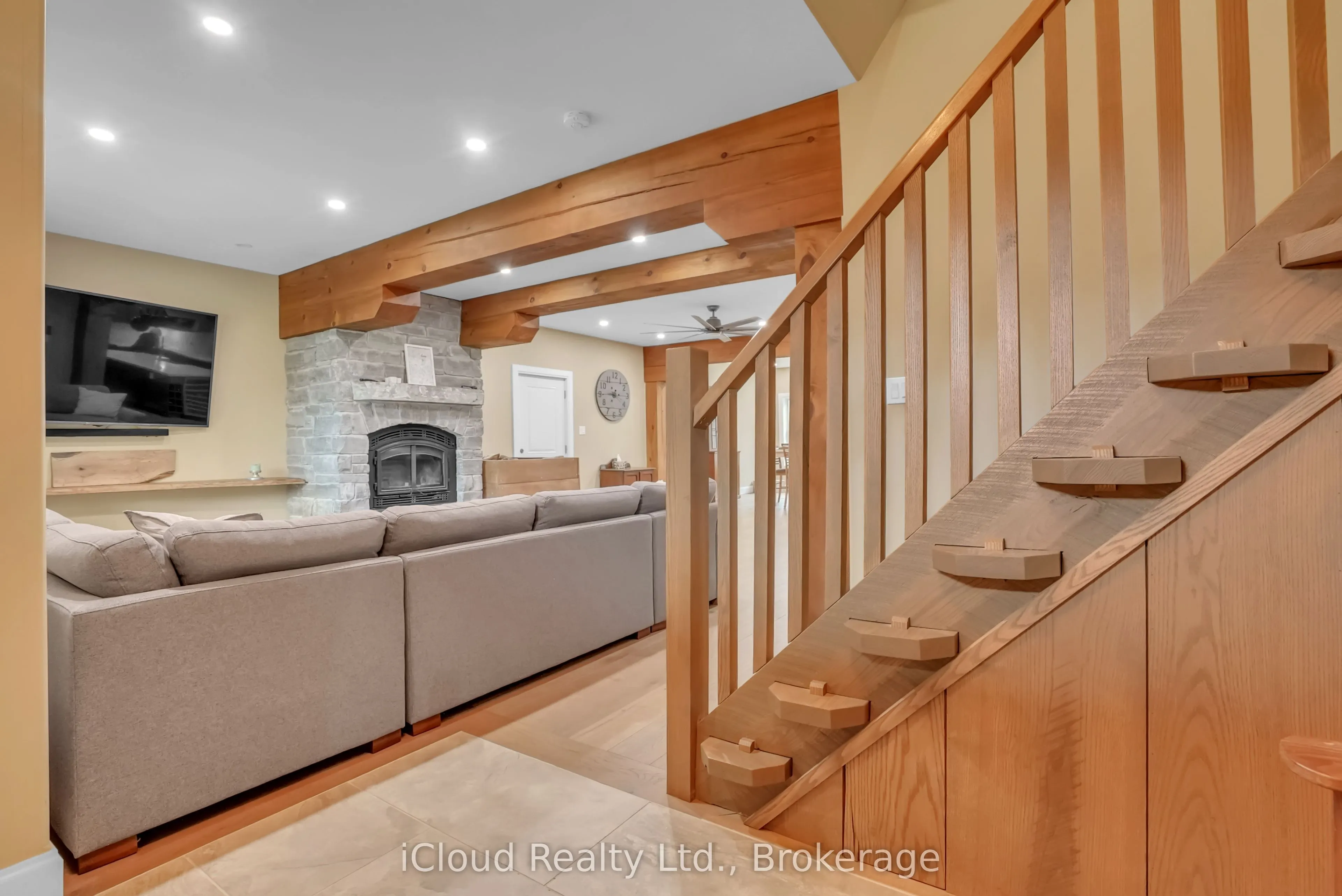 2091 Dwyer Road