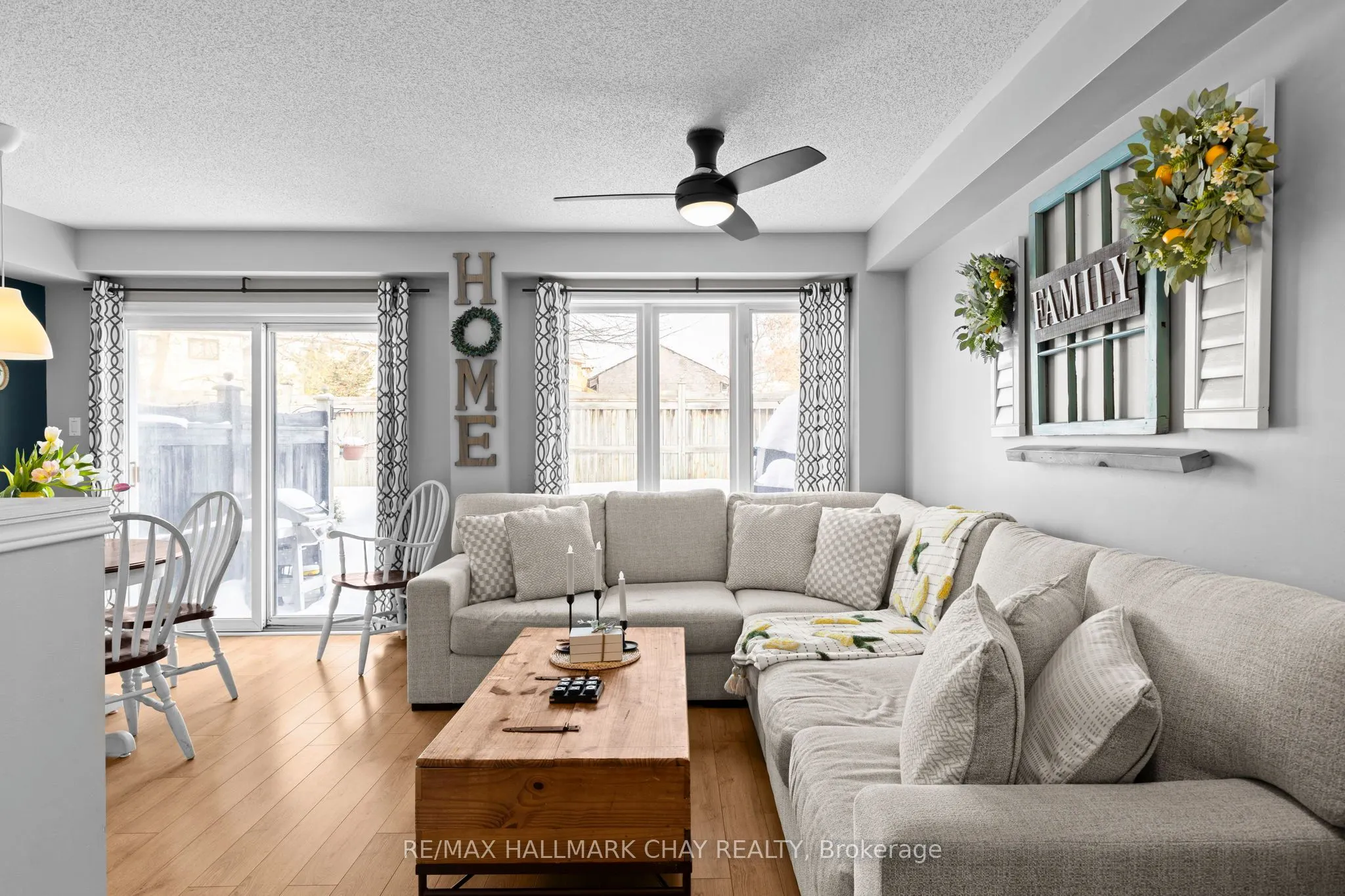 430 MAPLEVIEW Drive E #38