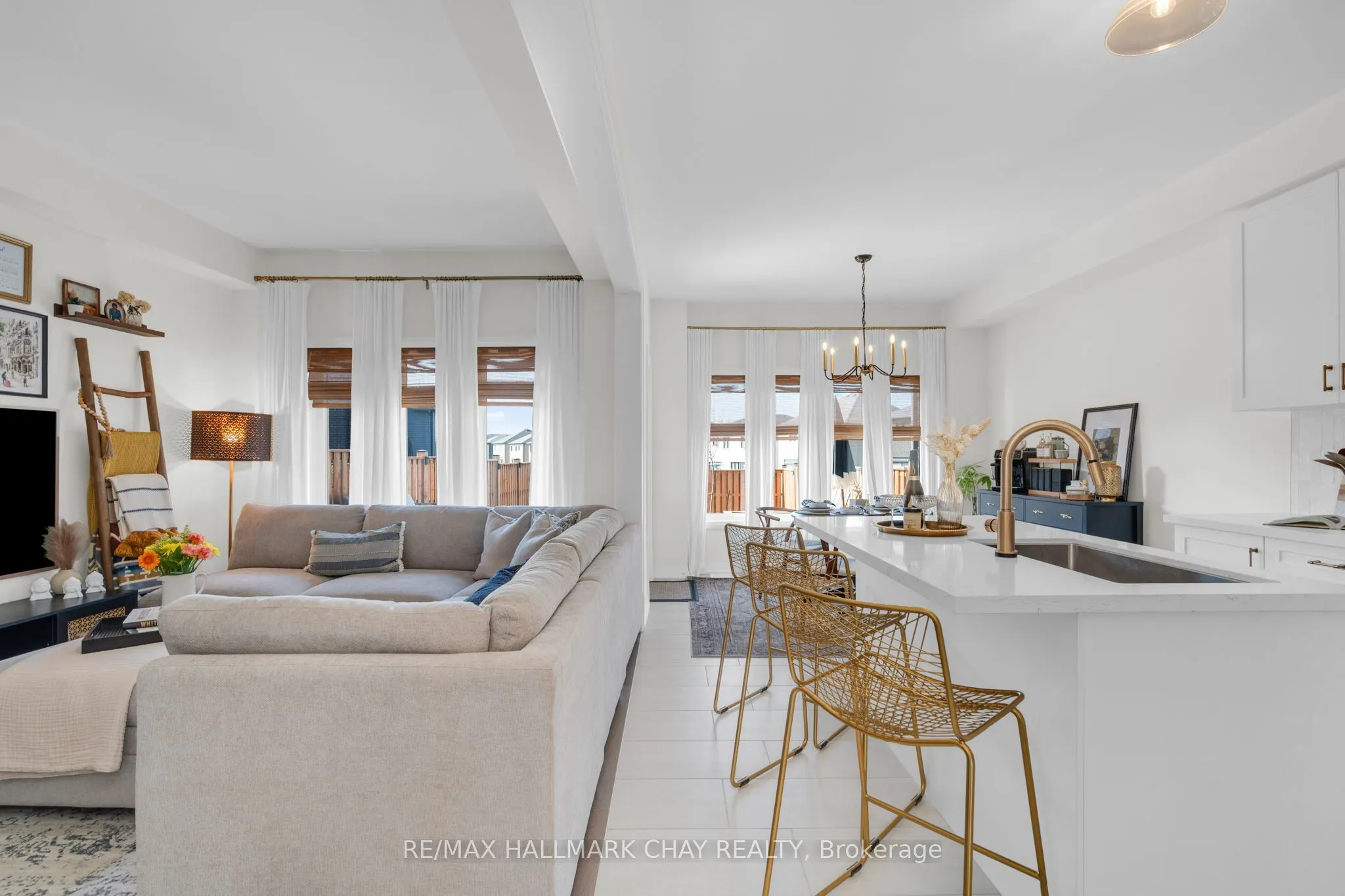 204 Rosanne Circle