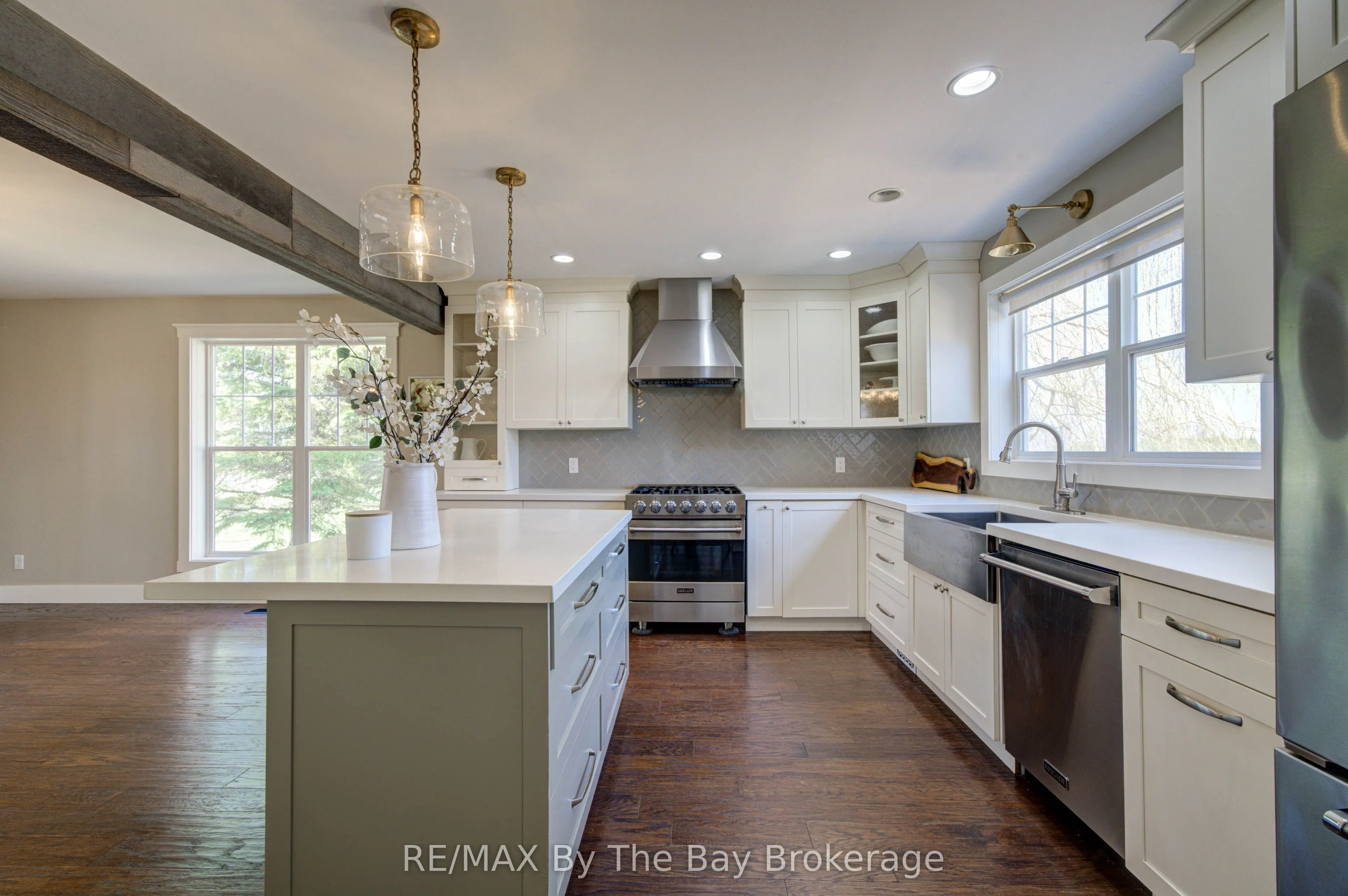 1595 County 42 Road