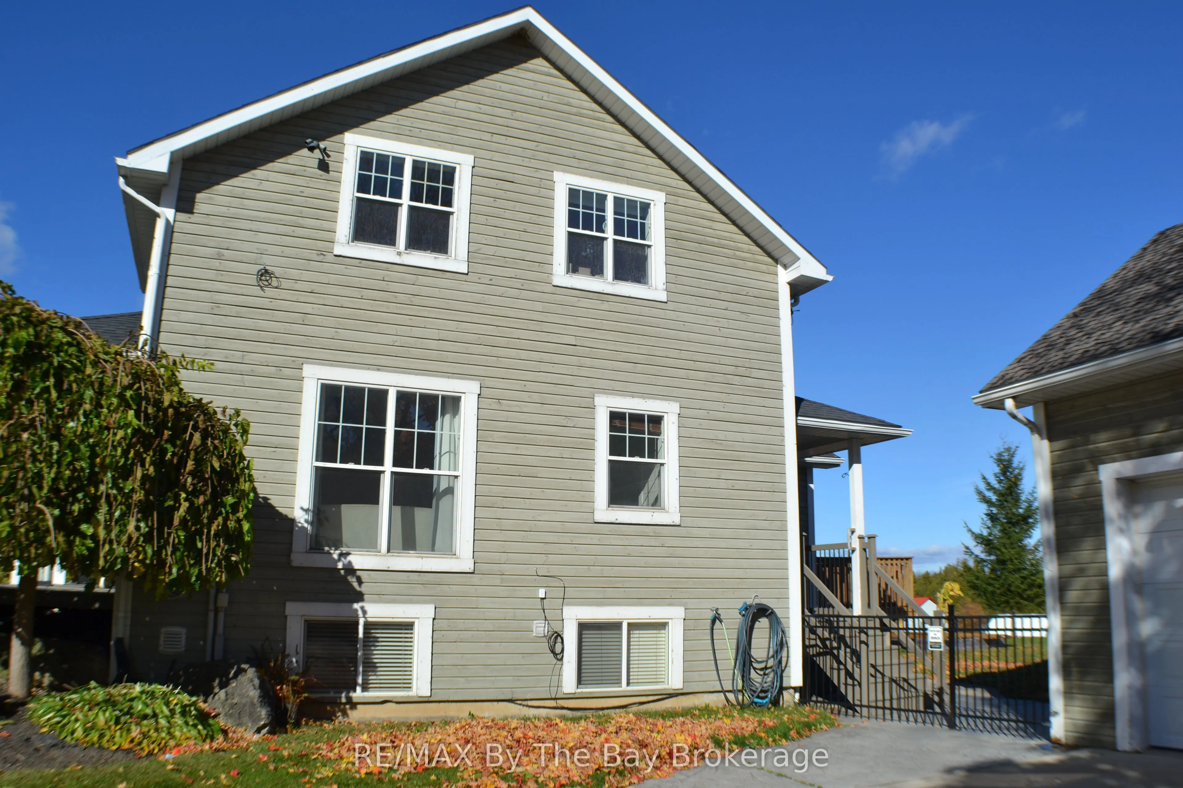 1595 County 42 Road
